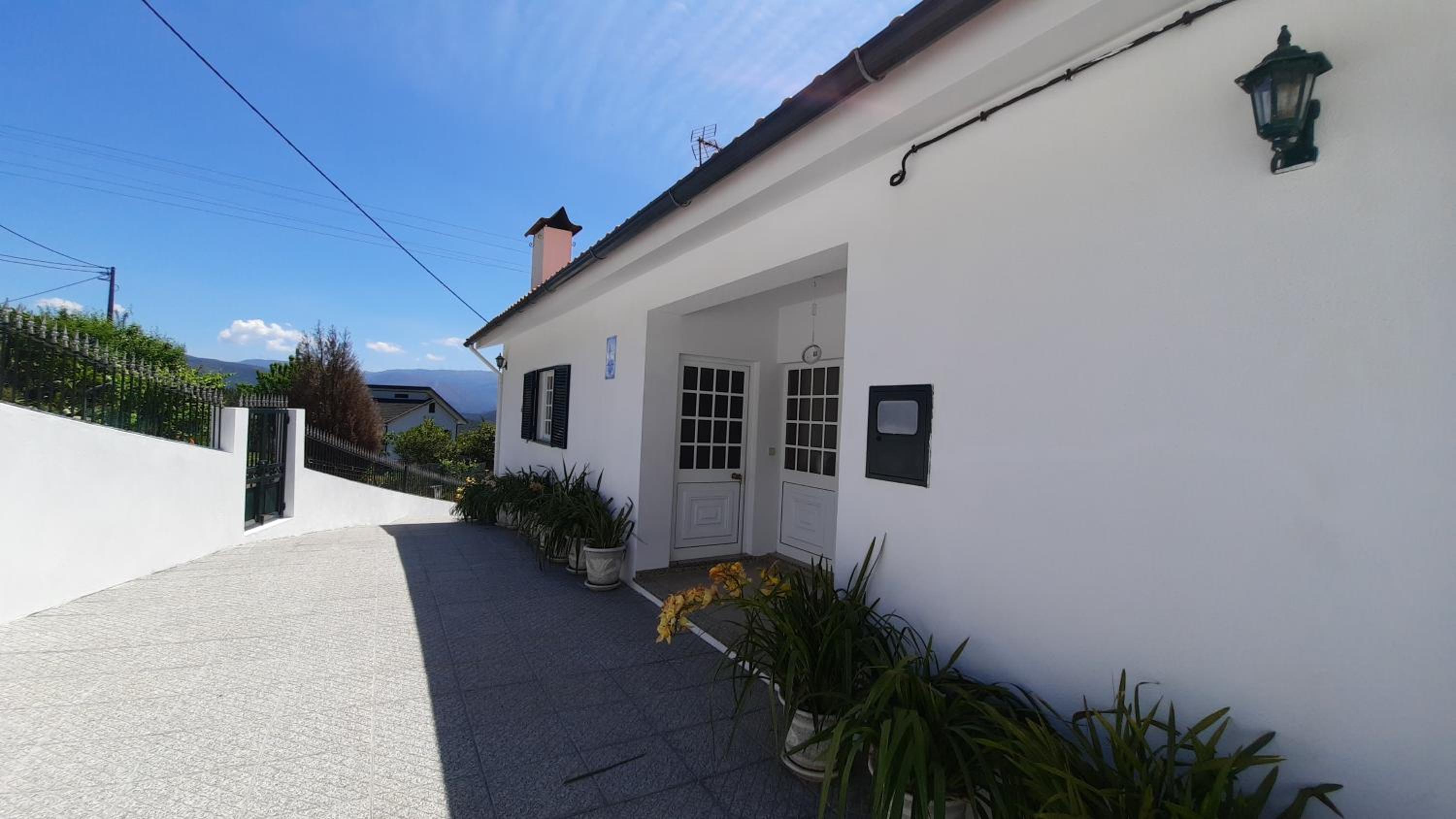 Casa de Vilarinho view 5