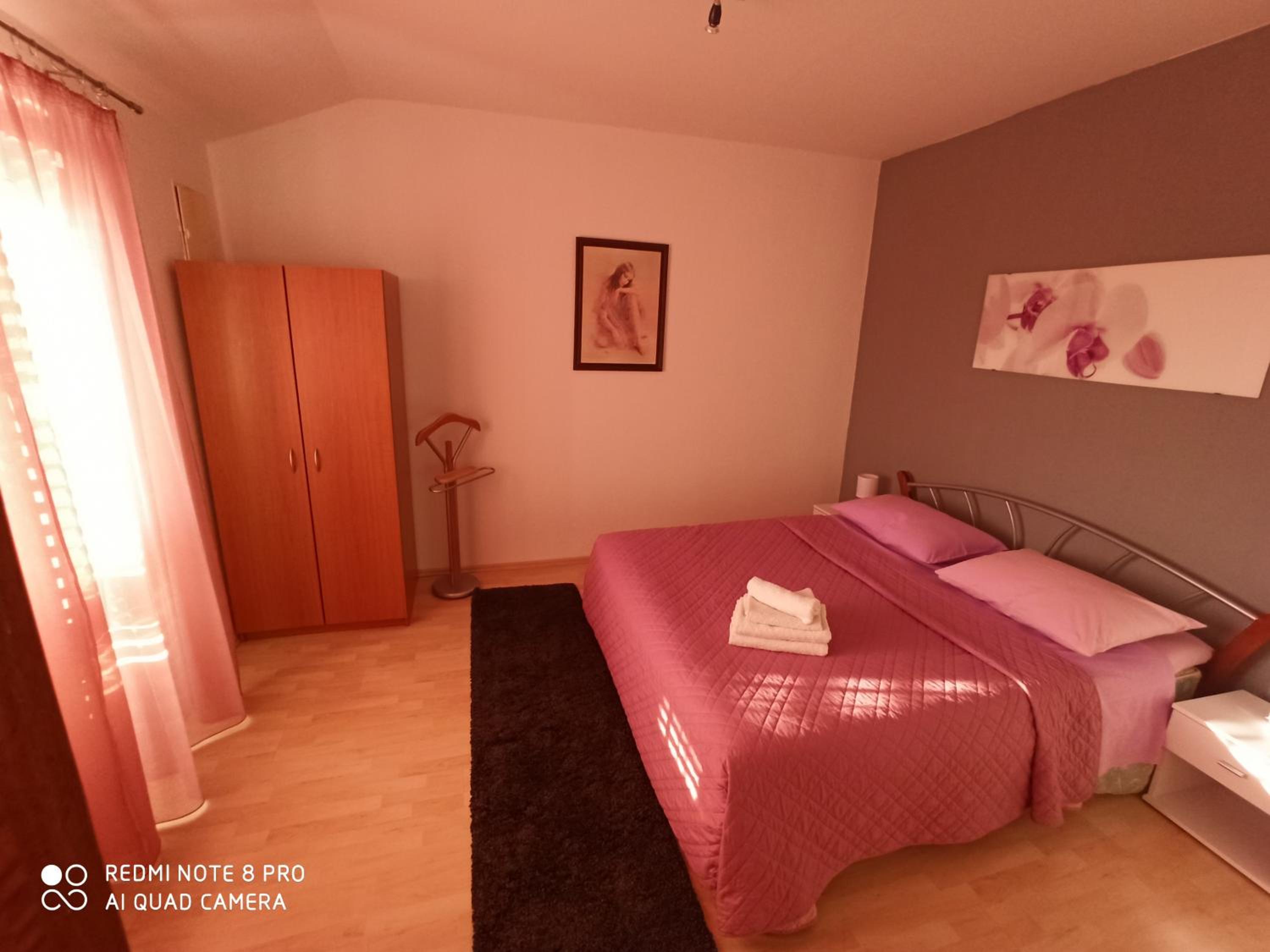 Apartments Roncevic view 5