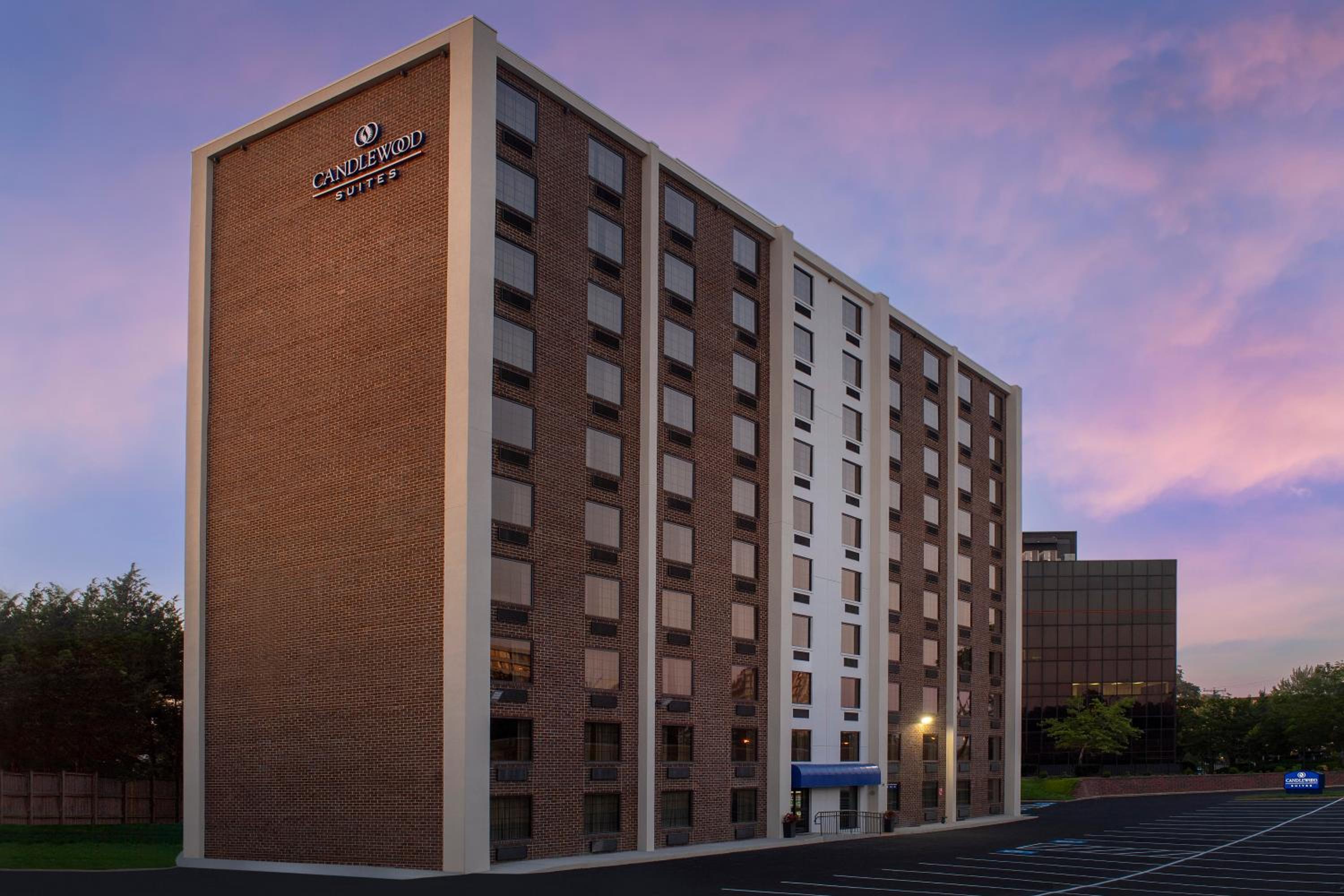 Candlewood Suites Alexandria West, an IHG Hotel - Property Image 15