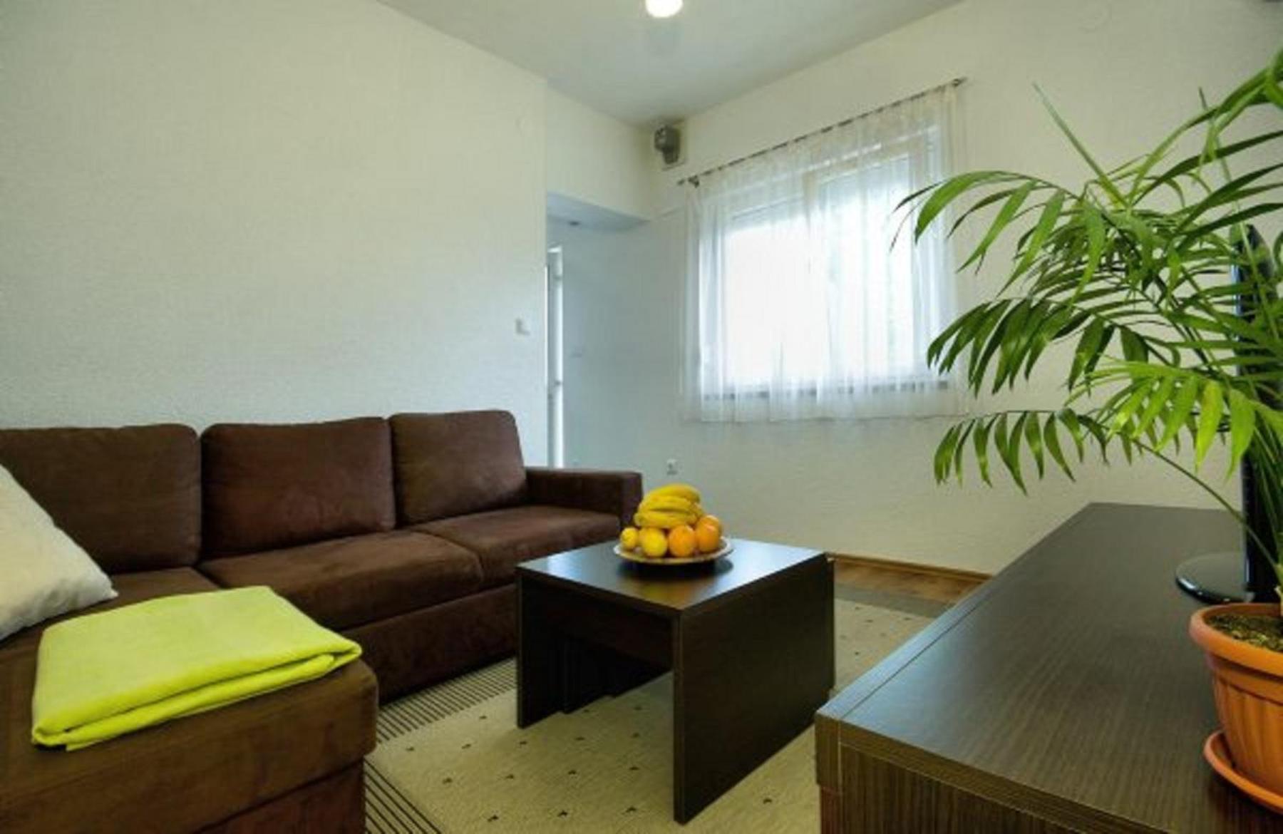 Cool & charming apartment photo 5