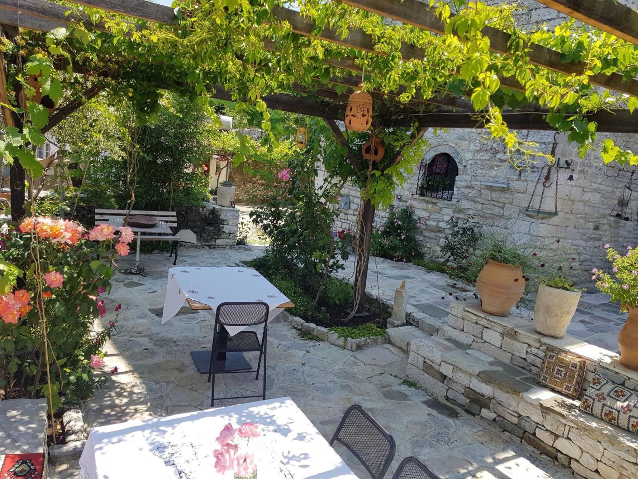 Konaku Guest house