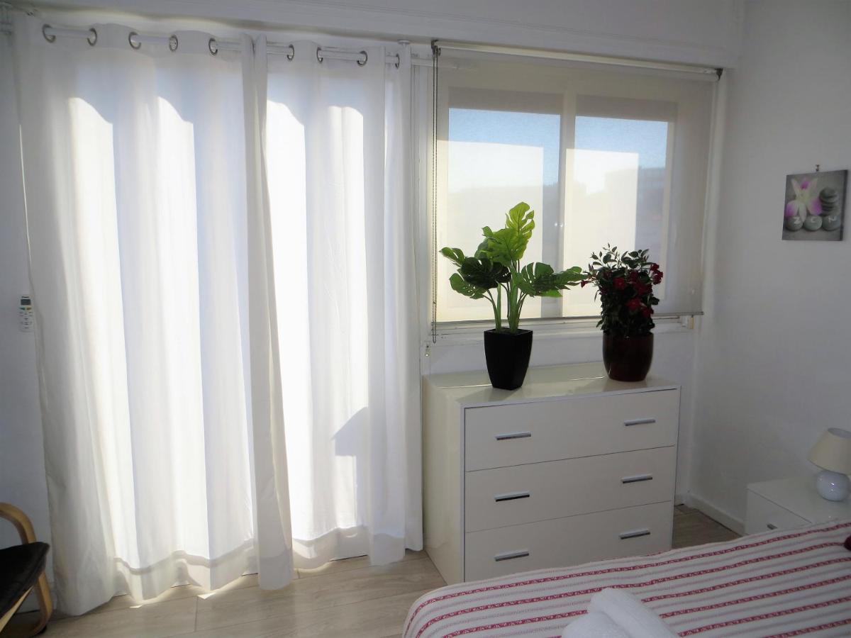 9 Avenue de Carras view 4