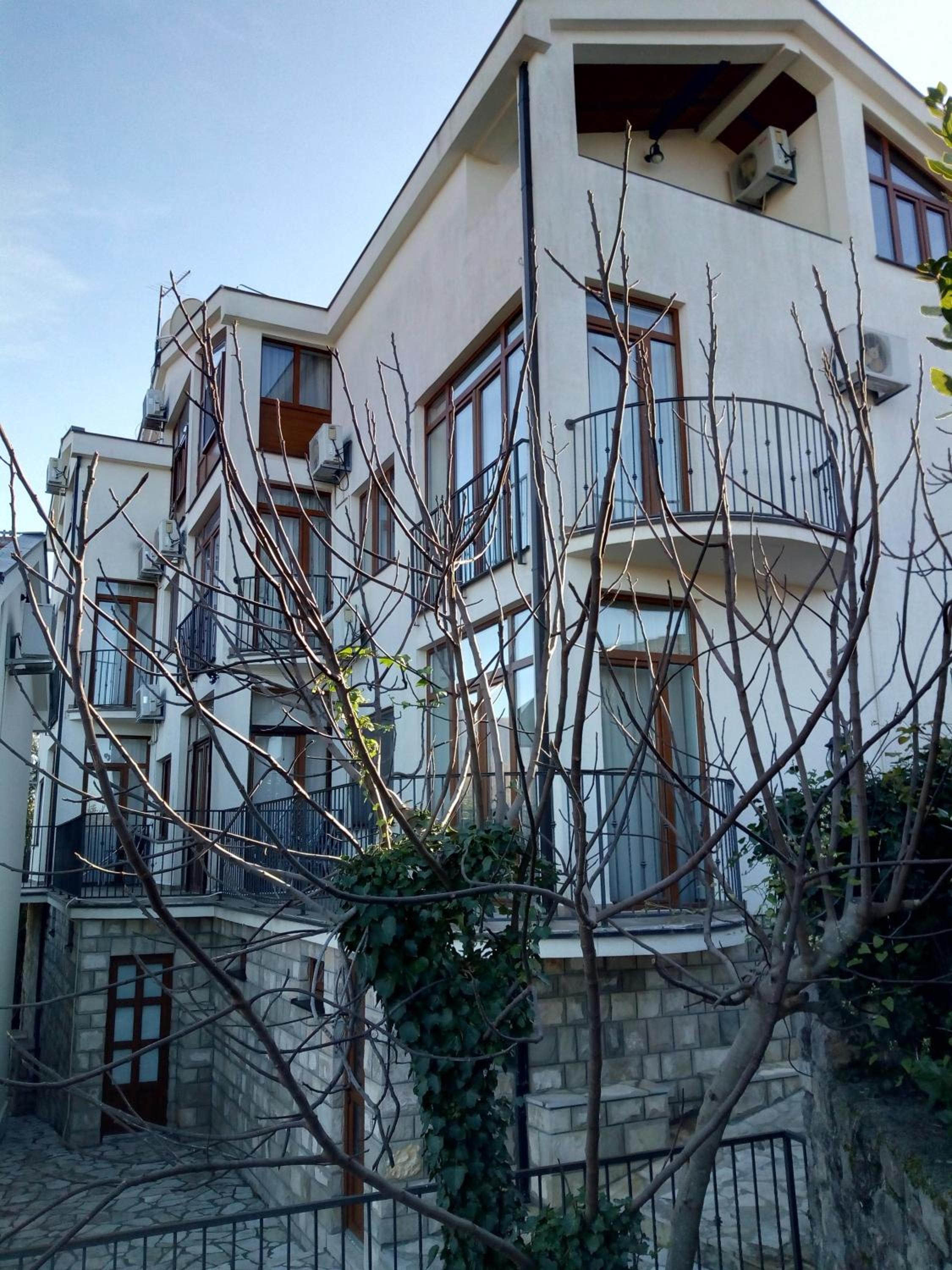 Villa California