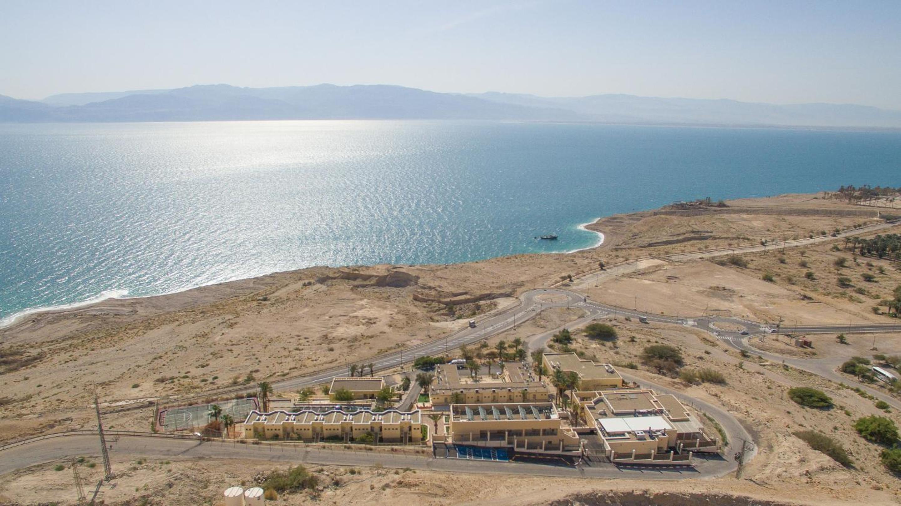 HI - Ein Gedi Hostel view 2