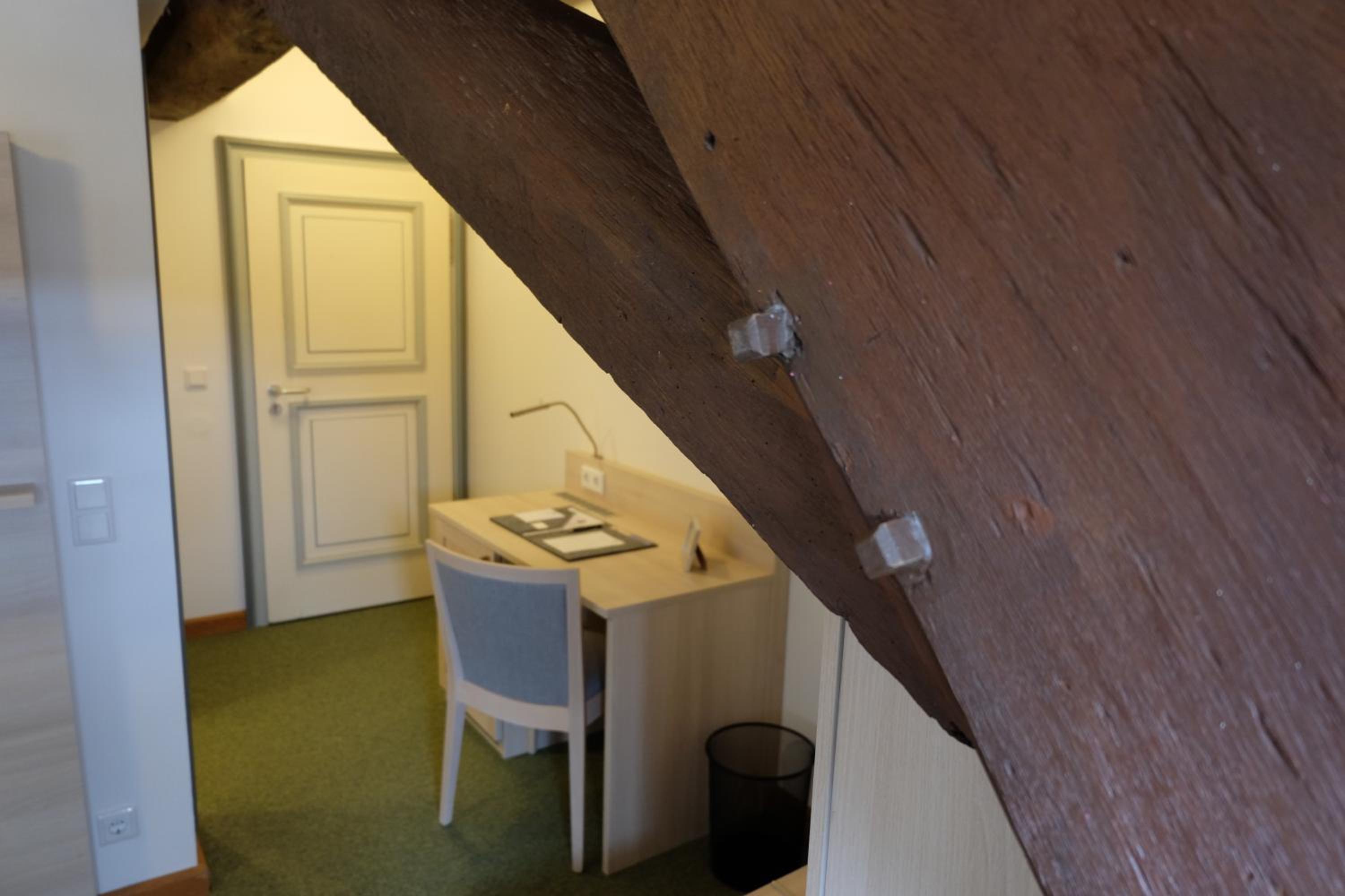 Altes Rathaus Hotel-Restaurant-Cafe - Property Image 4