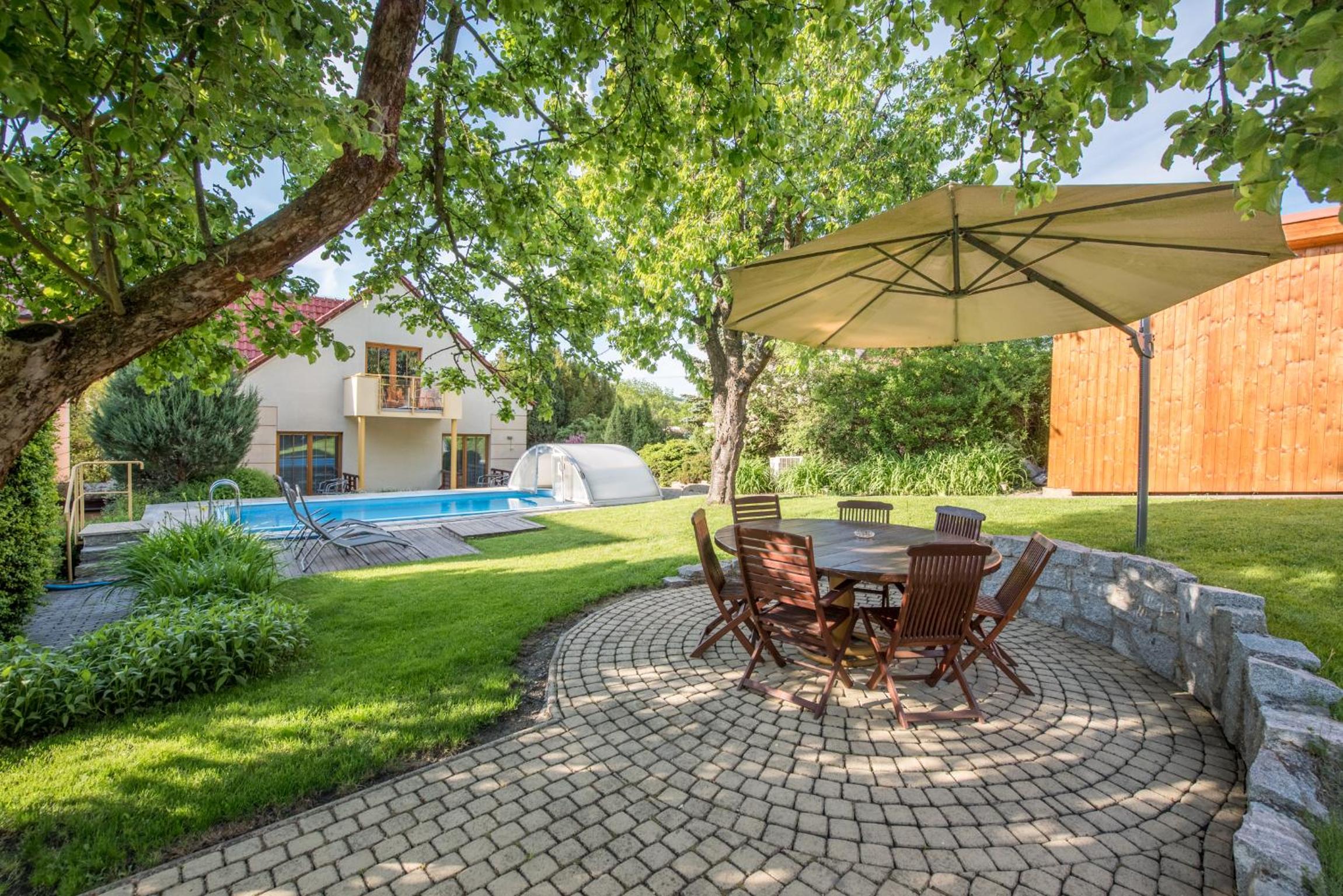 Hotel Garni Pod Skalkou