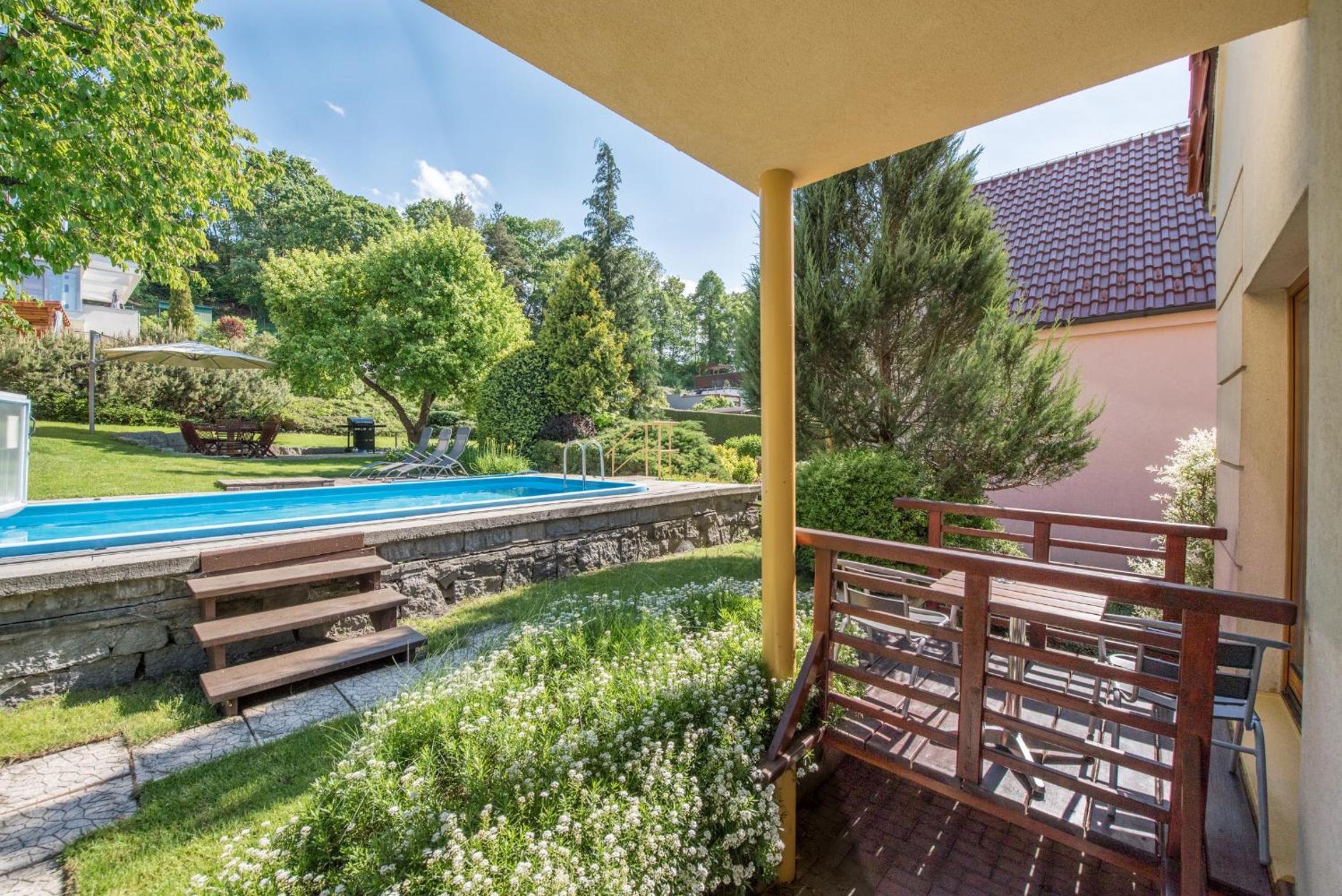 Hotel Garni Pod Skalkou