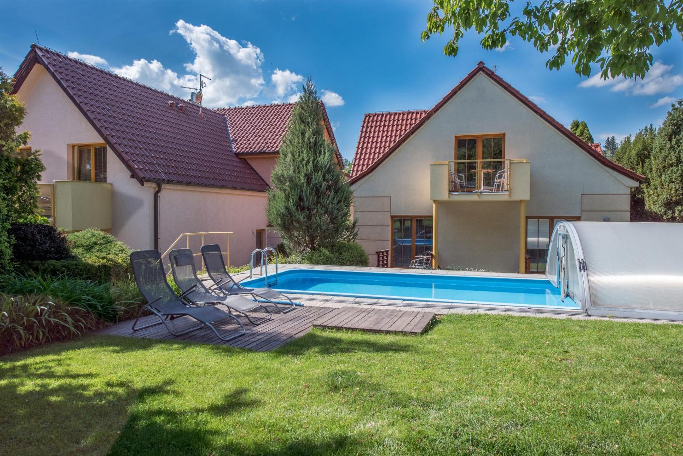 Hotel Garni Pod Skalkou