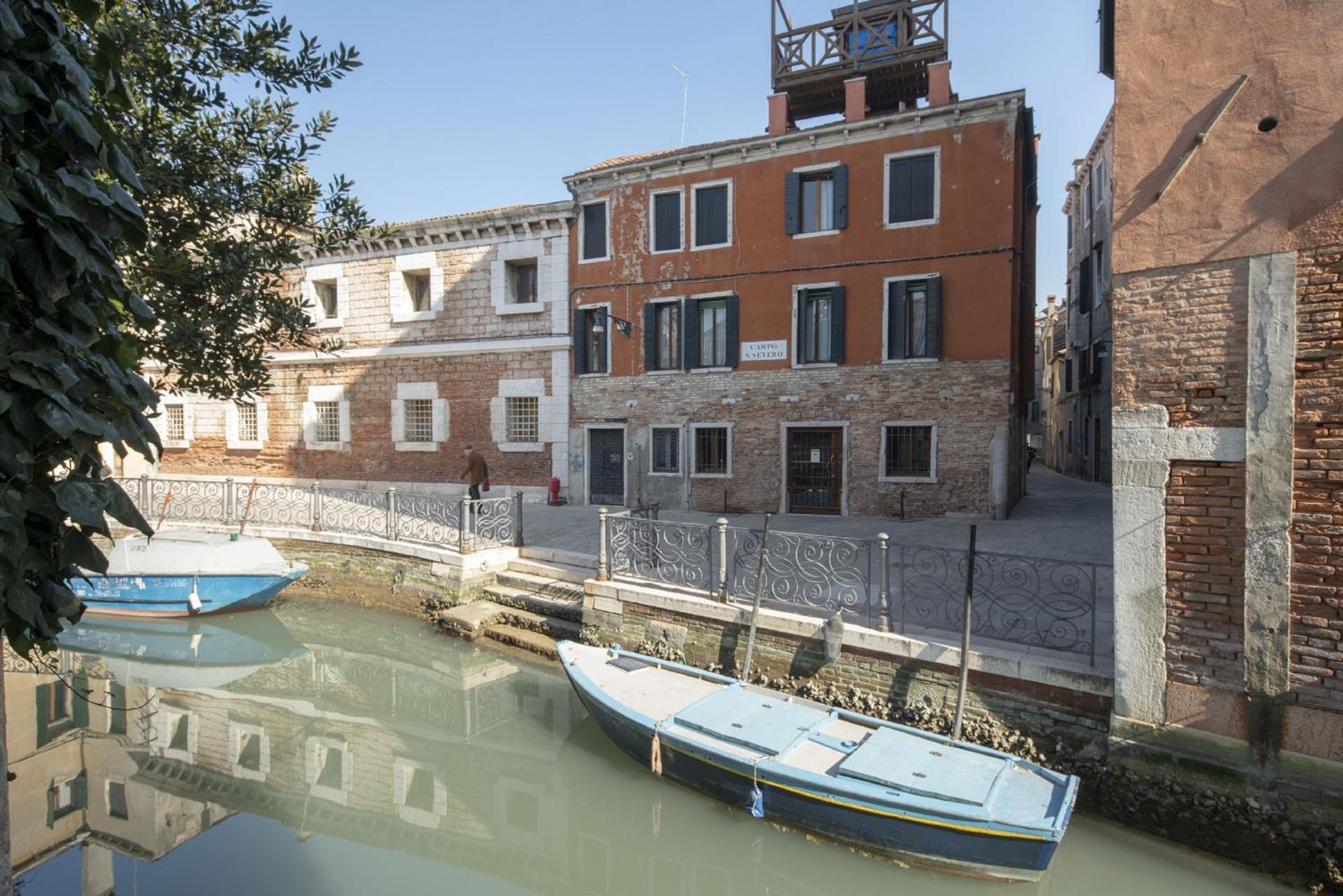 Apartments in San Marco with Canal View by Wonderful Italy — Venice
