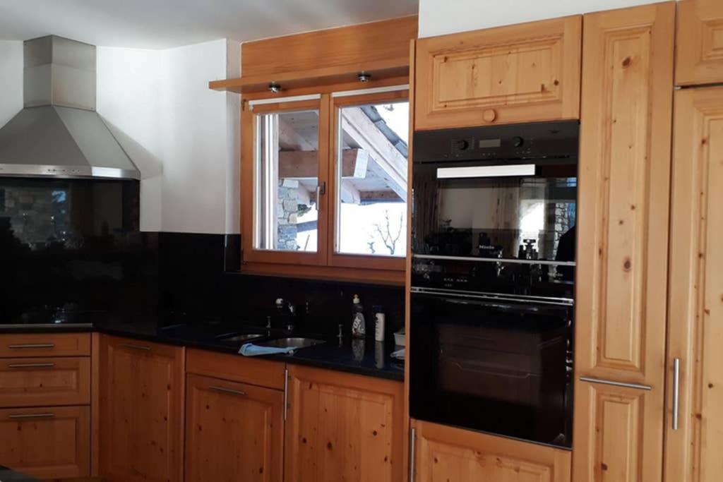 Chalet La Marendaz view 5