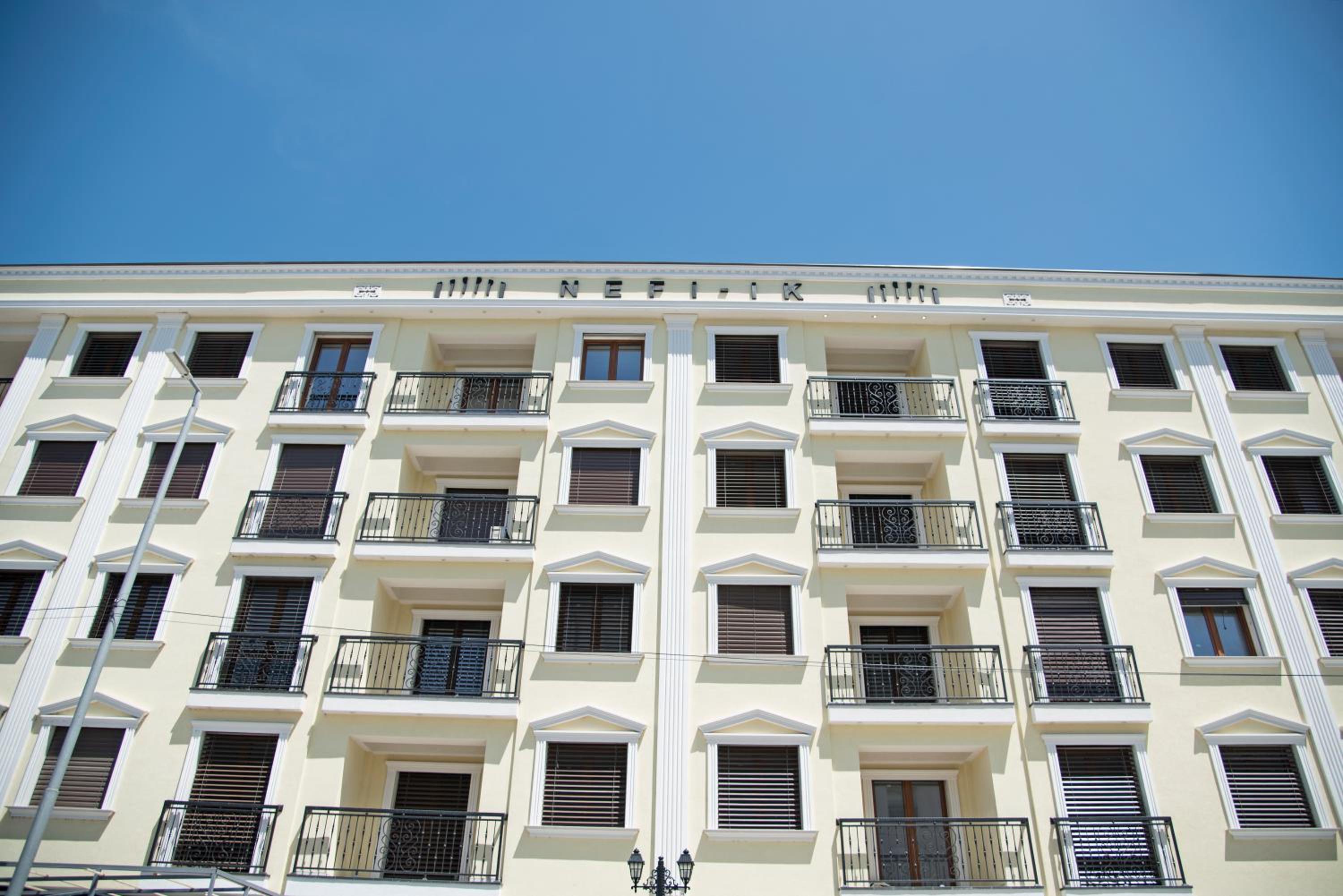 All Seasons Apartments view 2