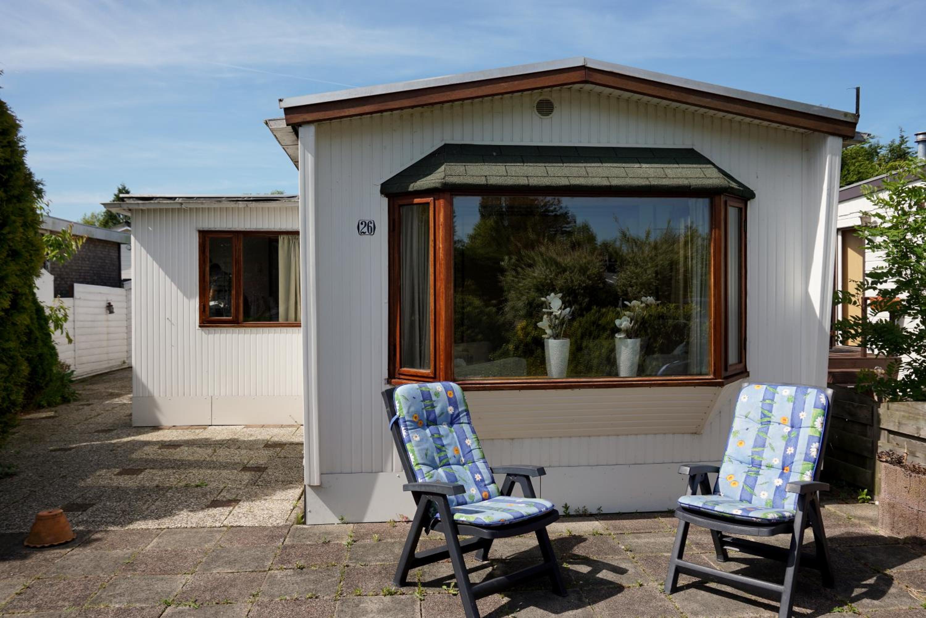 Chalet at a holiday park in Opmeer near Amsterdam view 2