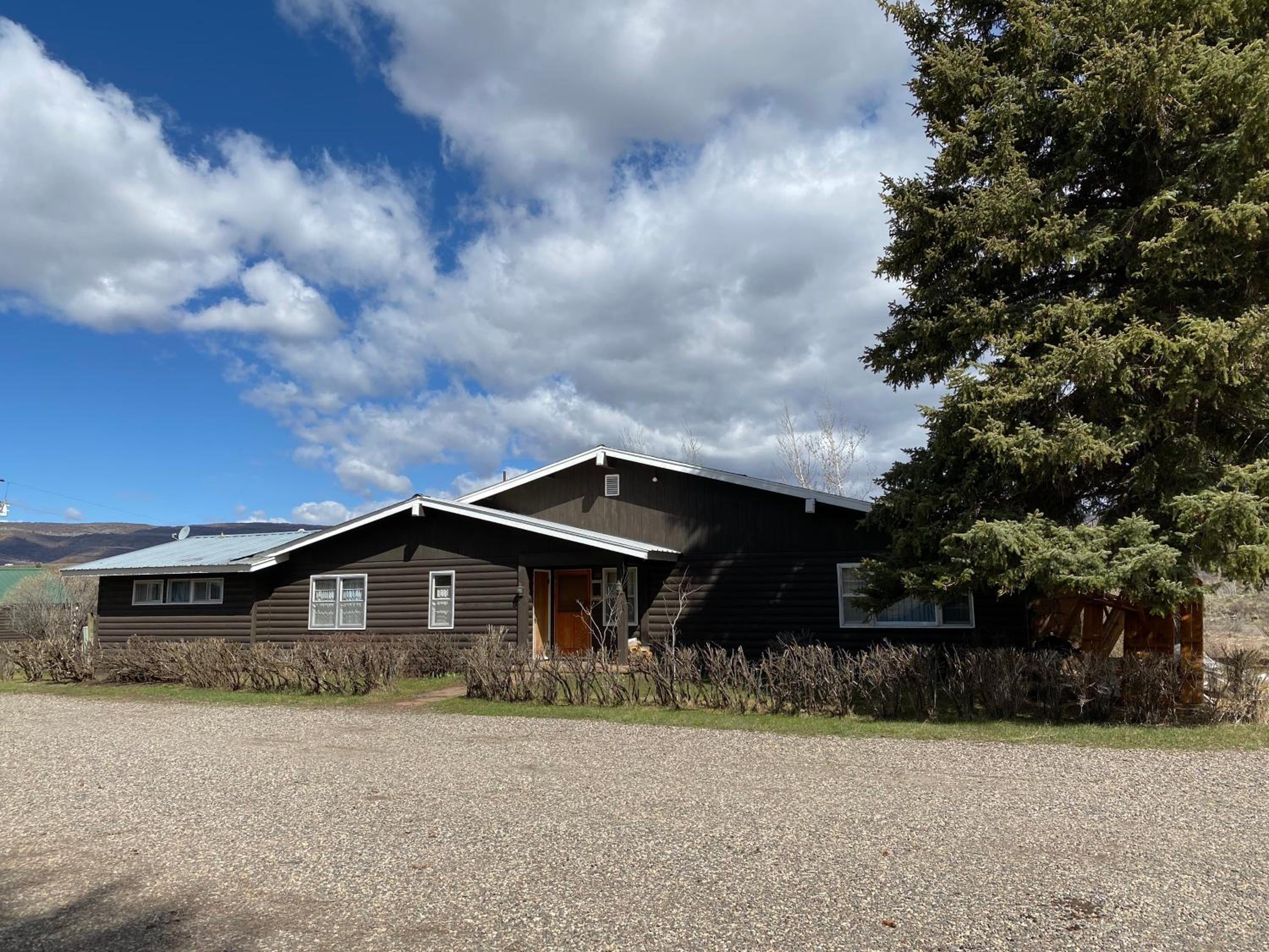 Rolling R Guest Ranch view 2