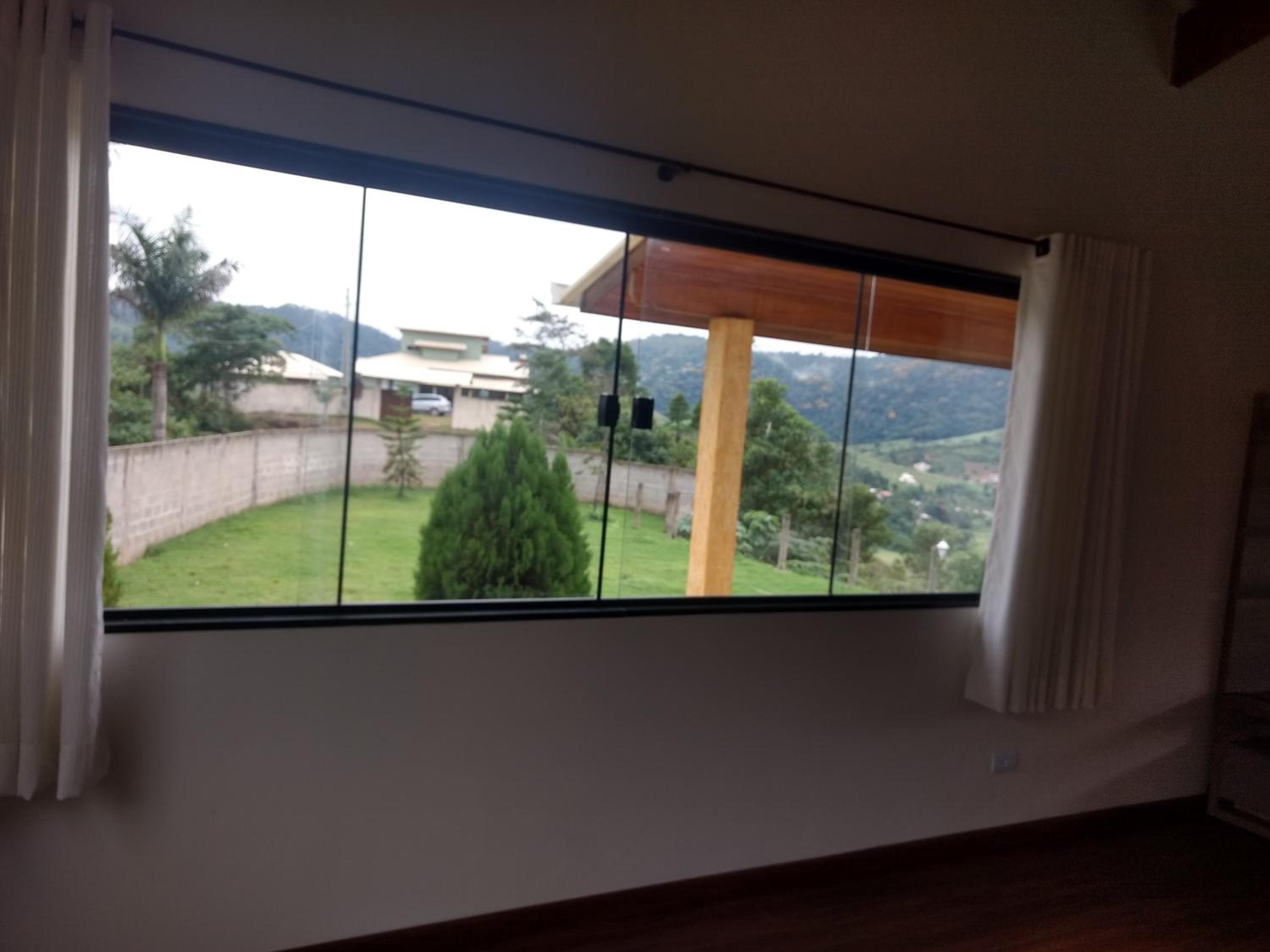 Região de Pedra Azul casa Amarela