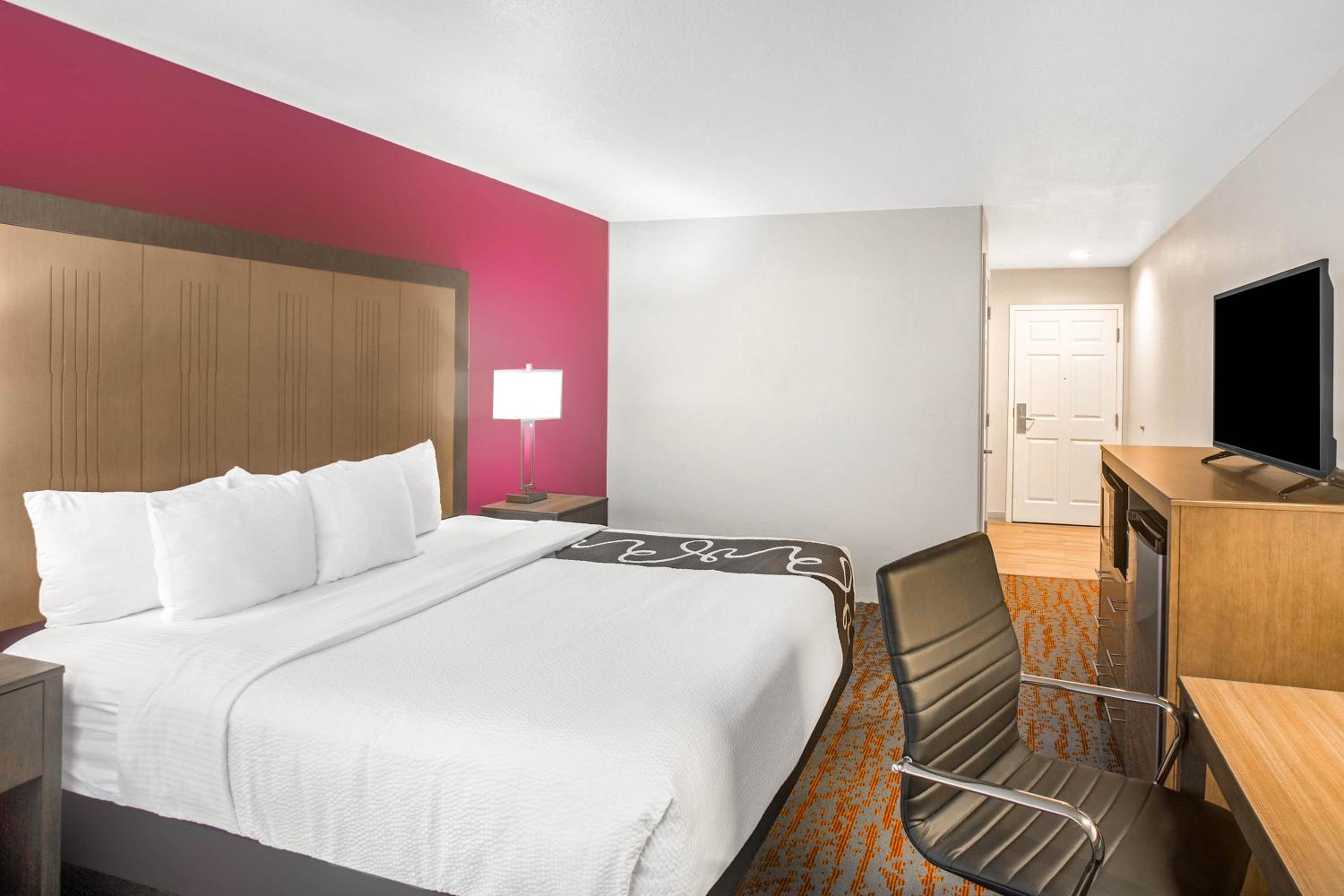 La Quinta by Wyndham Fort Smith - Property Image 9