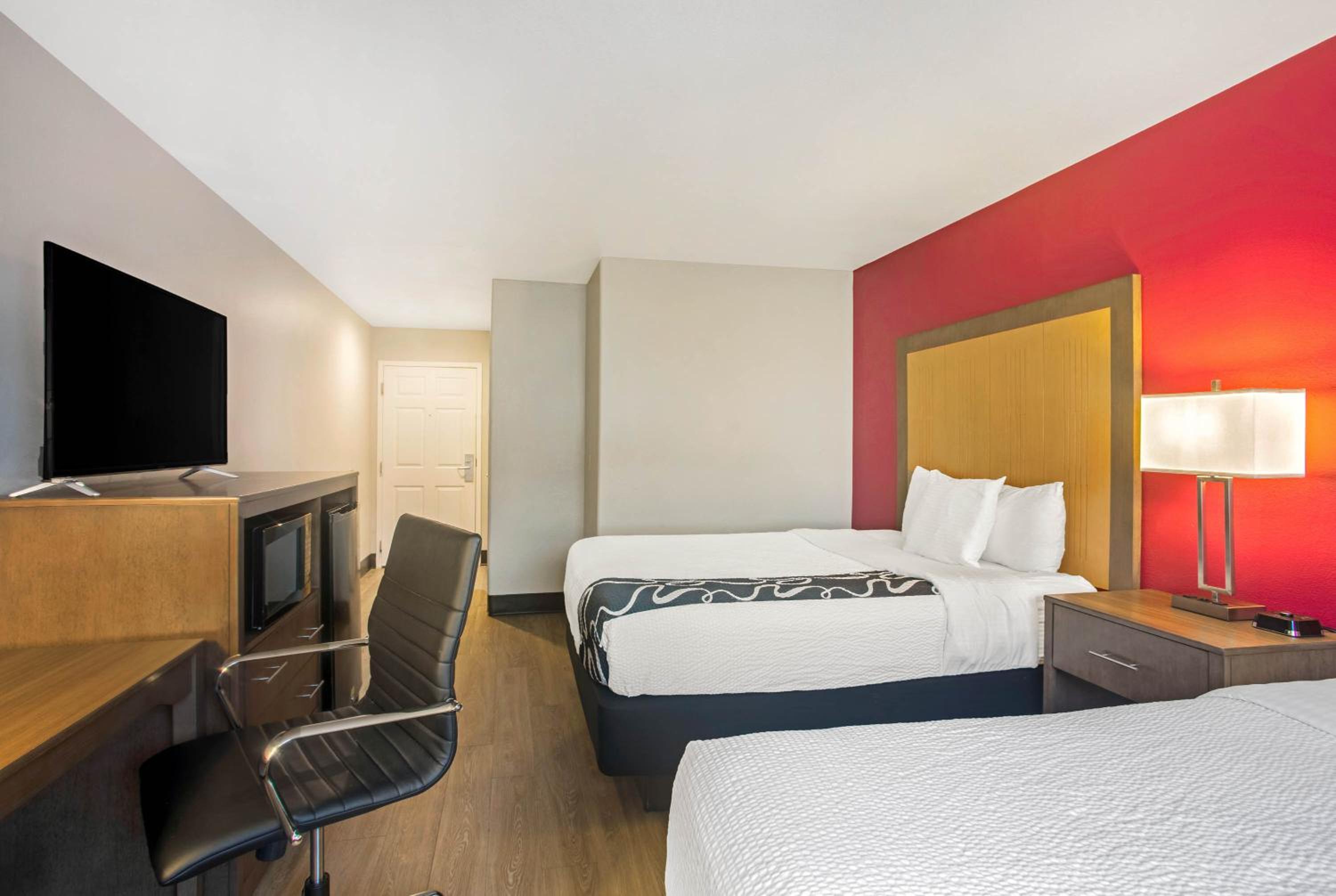 La Quinta by Wyndham Fort Smith - Property Image 10