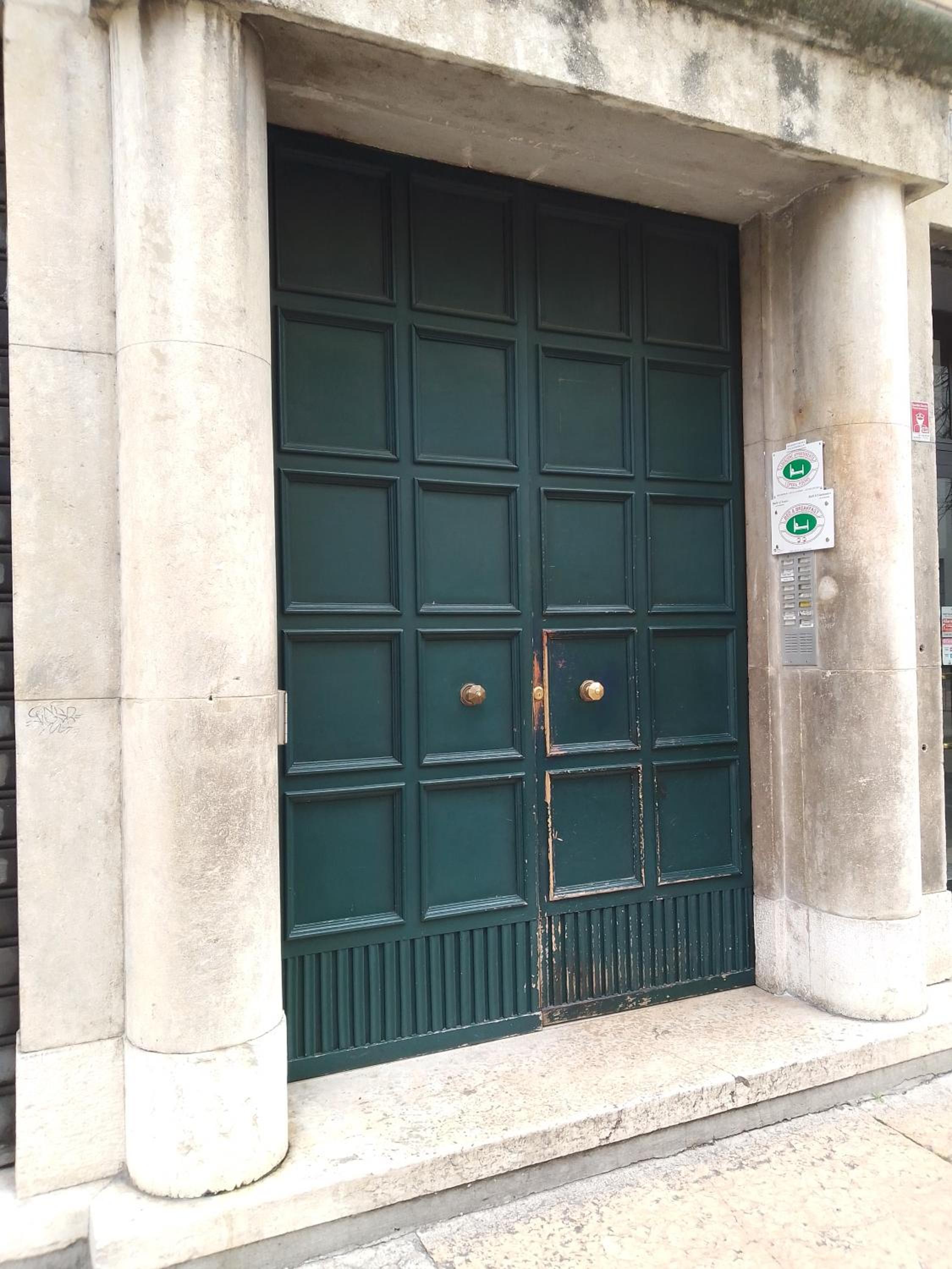 Hotel L'OPERA ROOMS - Image 1