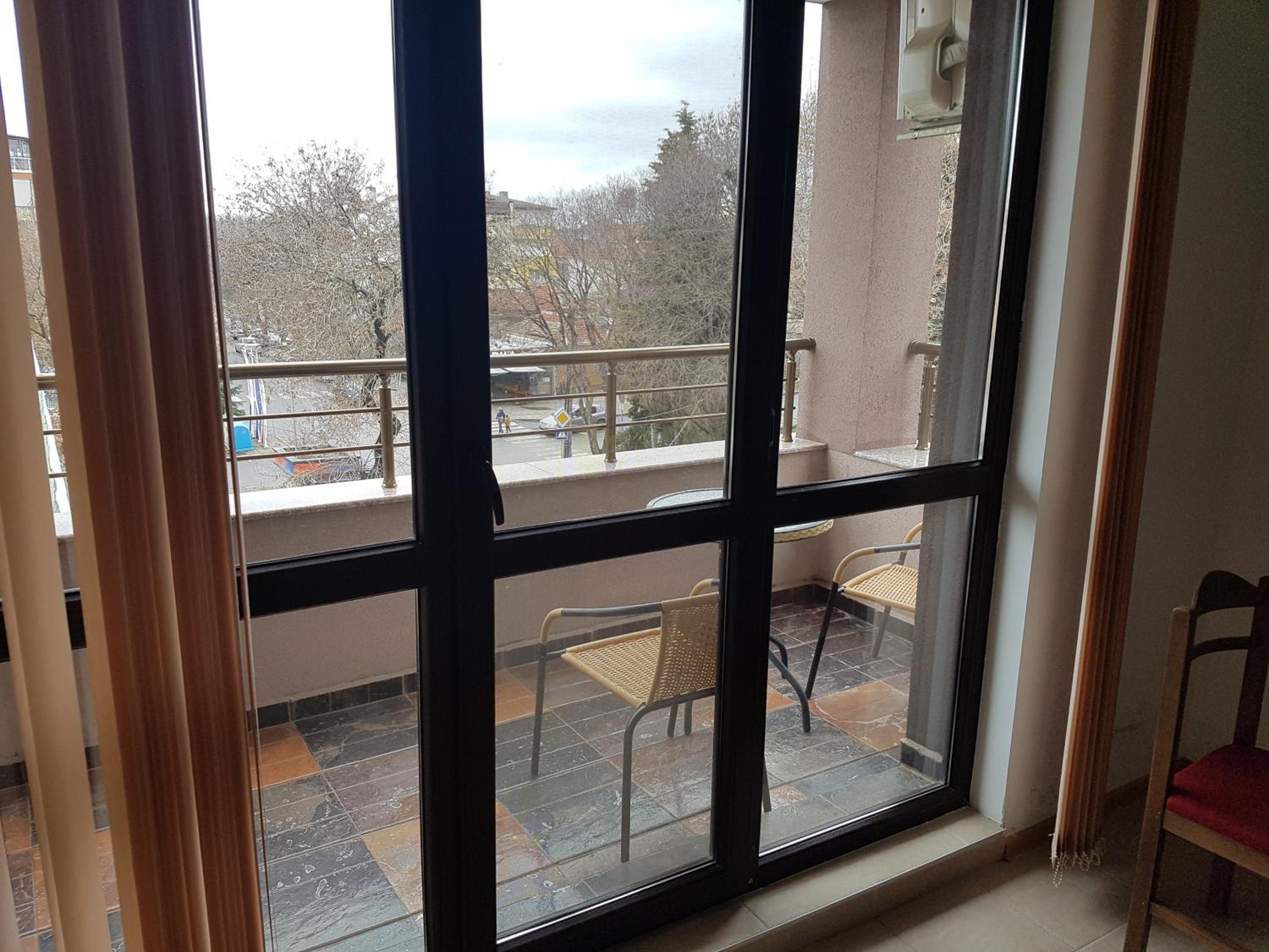 Apartments & Studios Kedara view 2