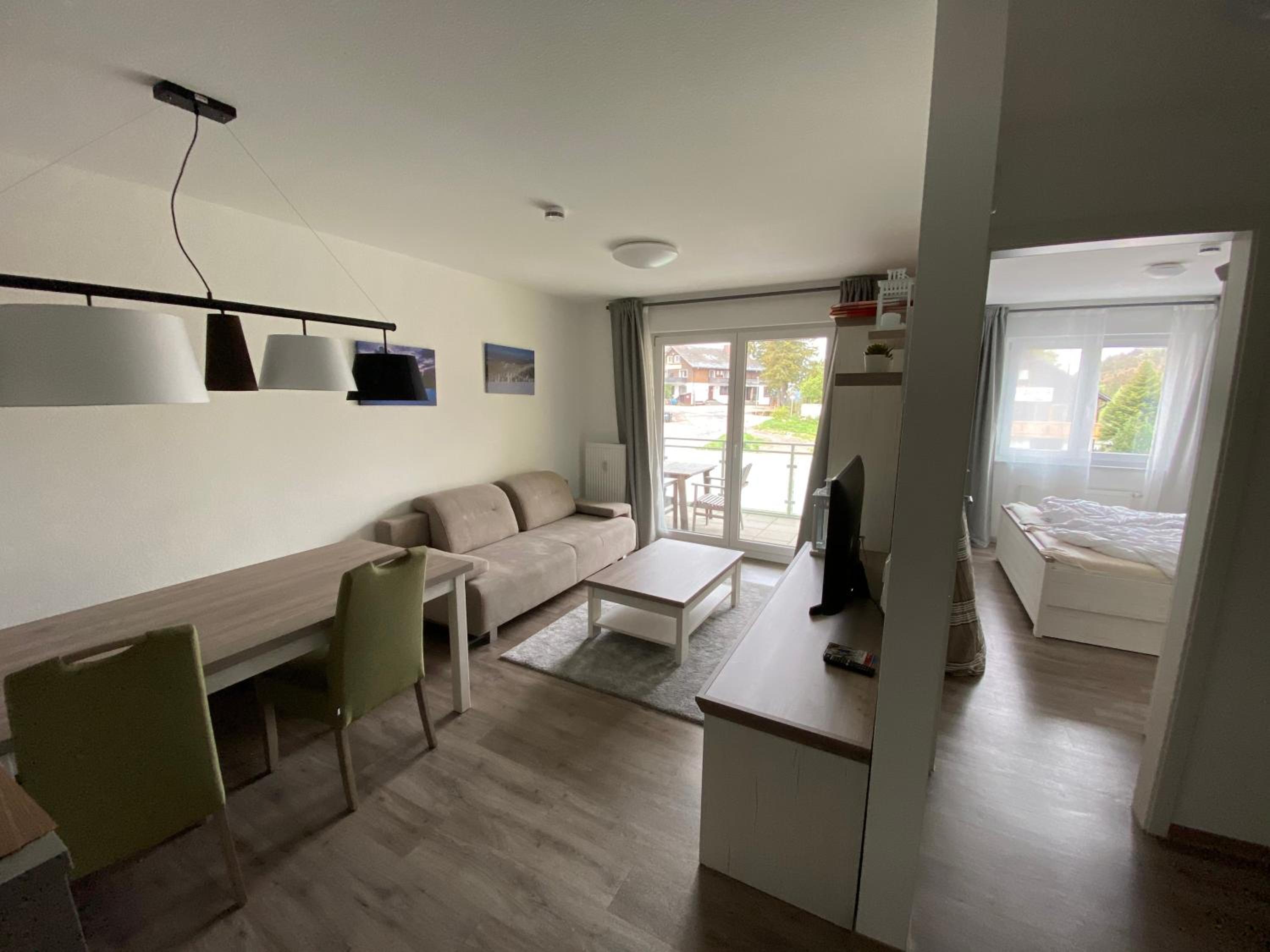 Blackforest Lounge direkt an der Skipiste, Ski in & Ski out, Skischule im Haus, Startpunkt für Wanderungen view 2