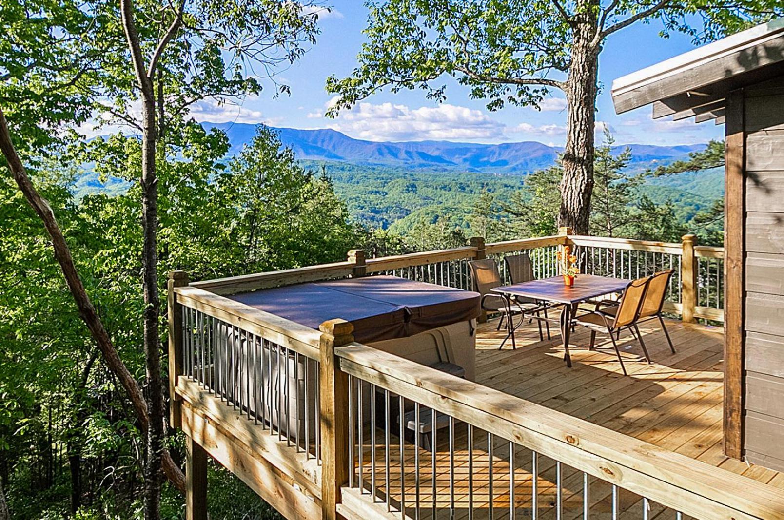 Smoky Mountain tranquility, Hot Tub 560 FREE tickets each paid day!!! view 3
