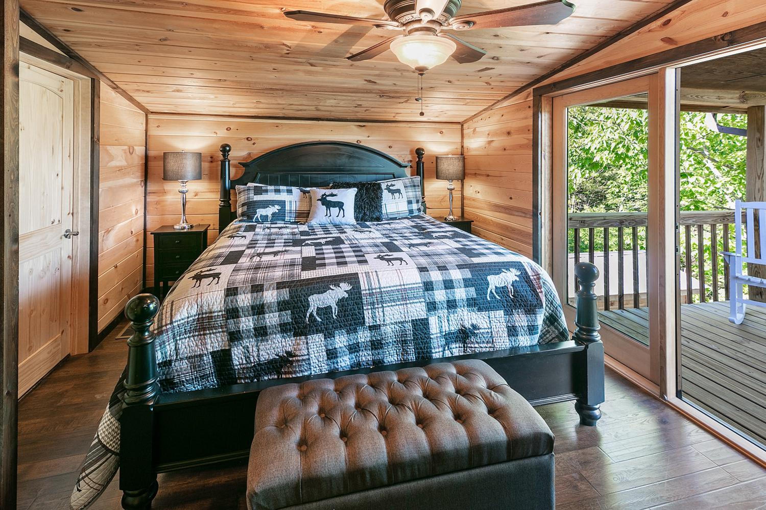 Smoky Mountain Hideout view 4