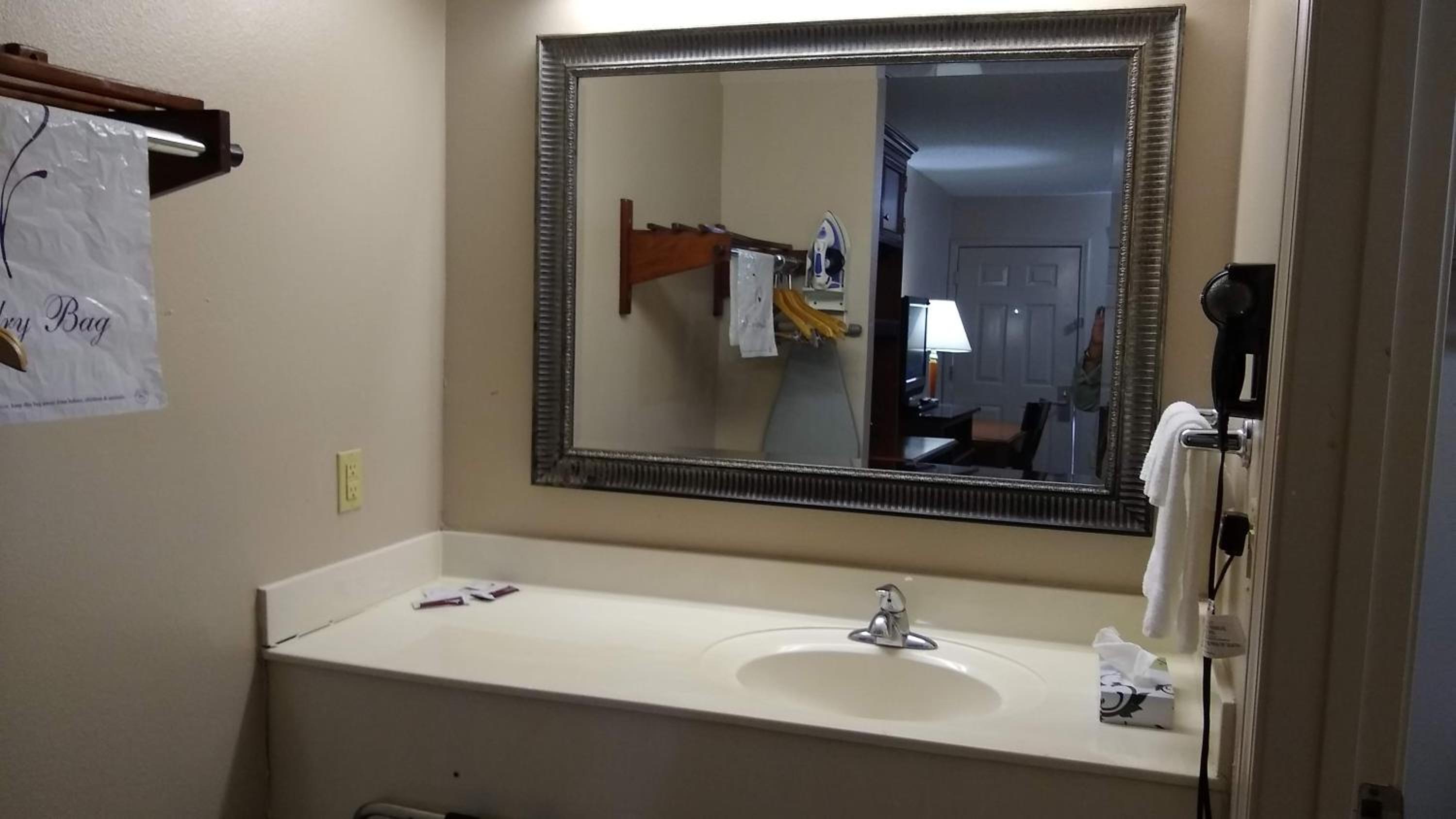 Carom Inn Denham Springs-BatonRouge