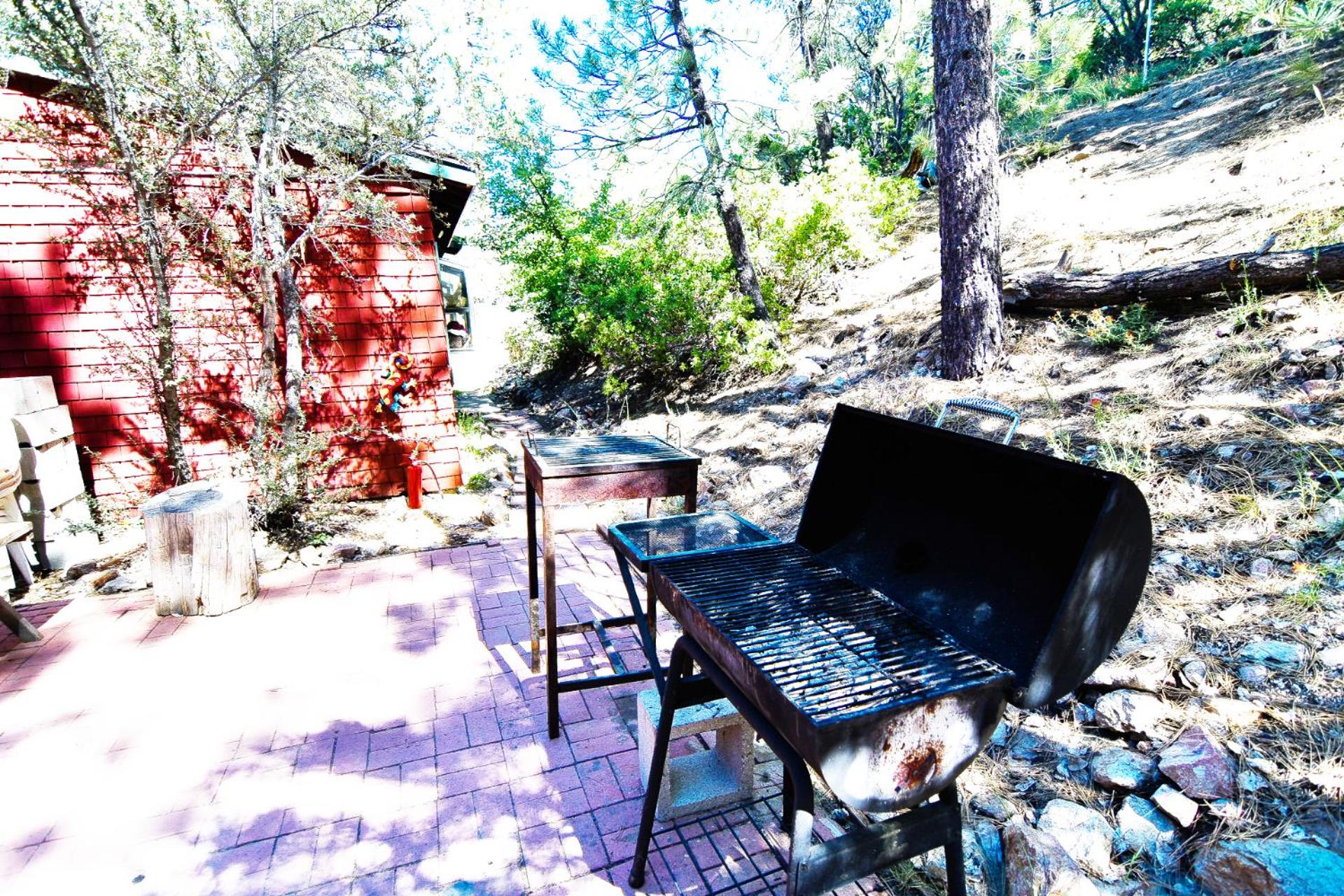 ITH Big Bear Lake Hostel & Lodge