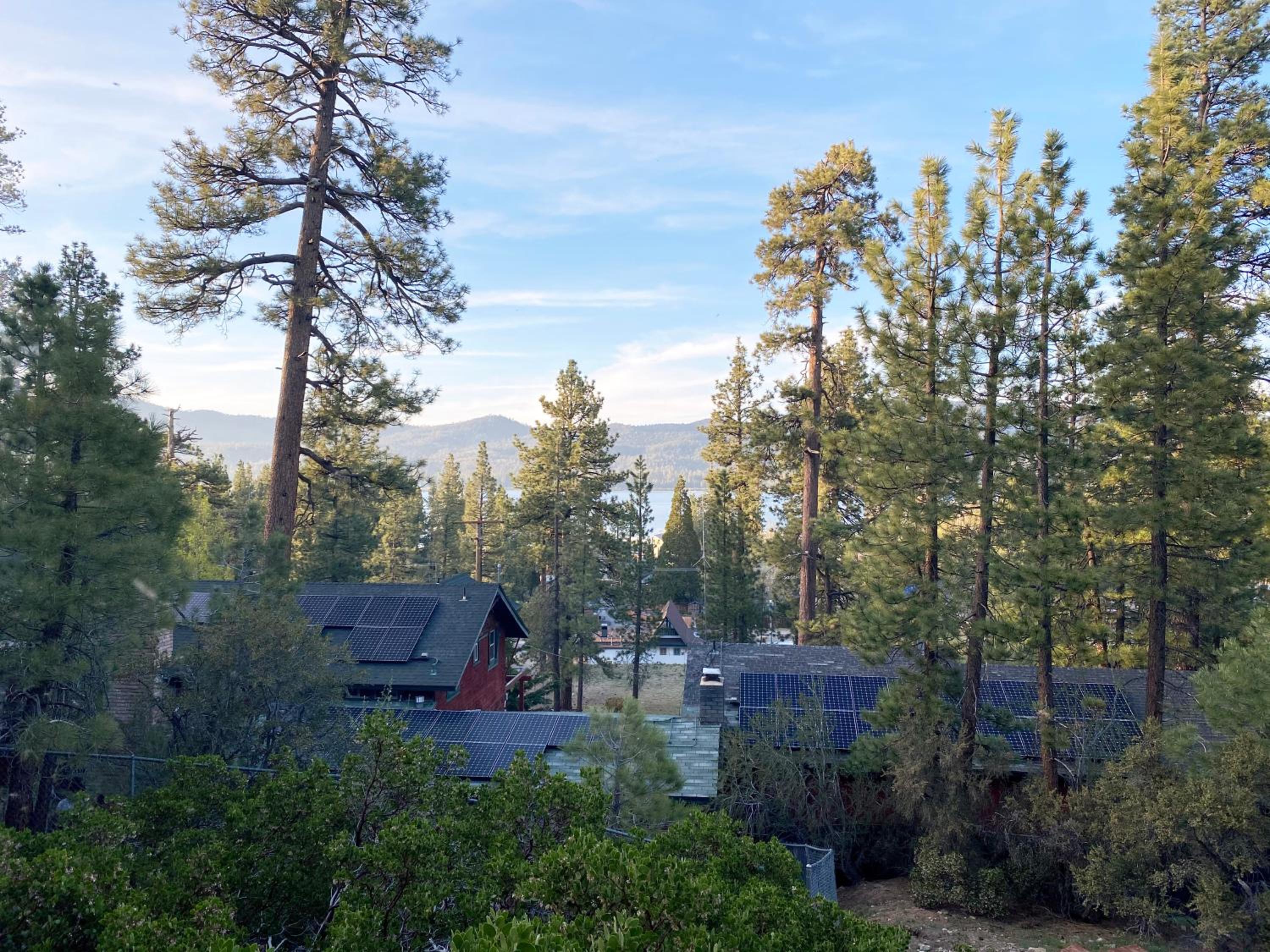 ITH Big Bear Lake Hostel & Lodge