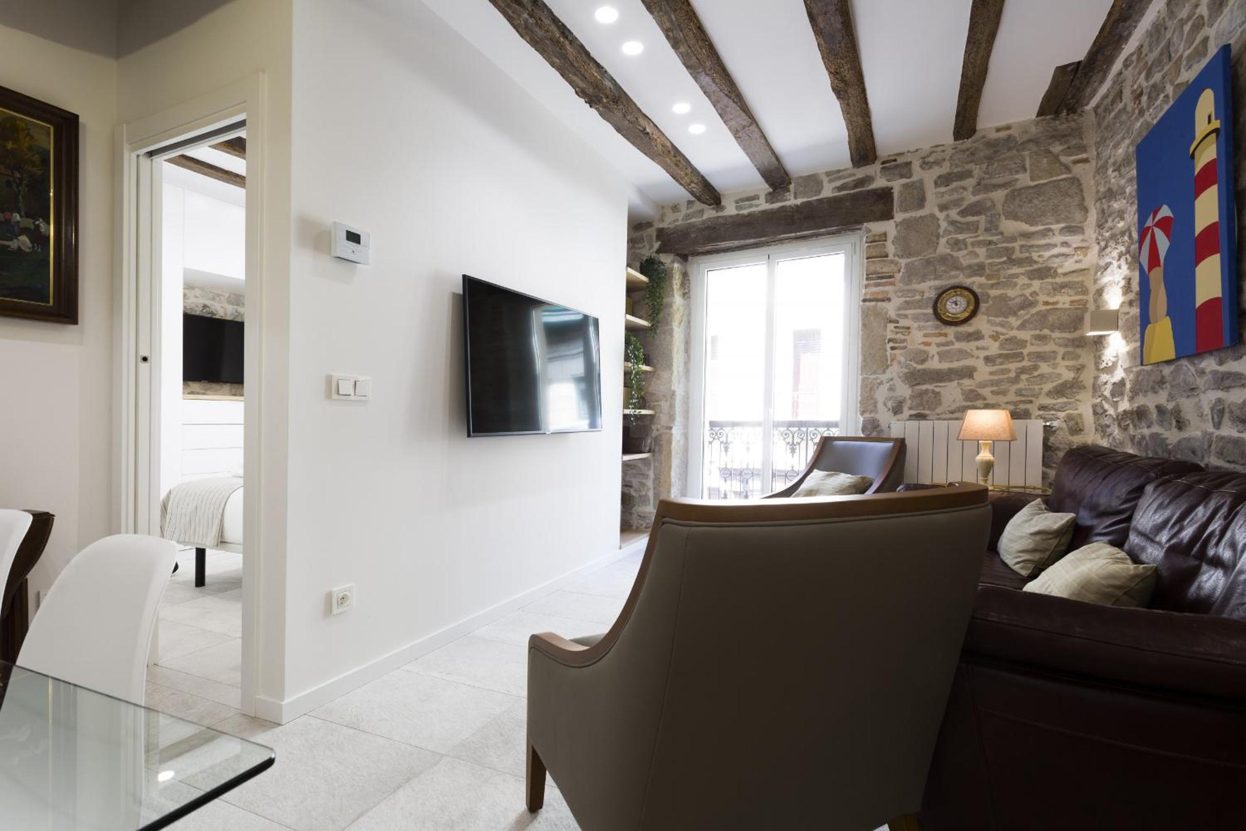 Hontza by Smiling Rentals photo 2