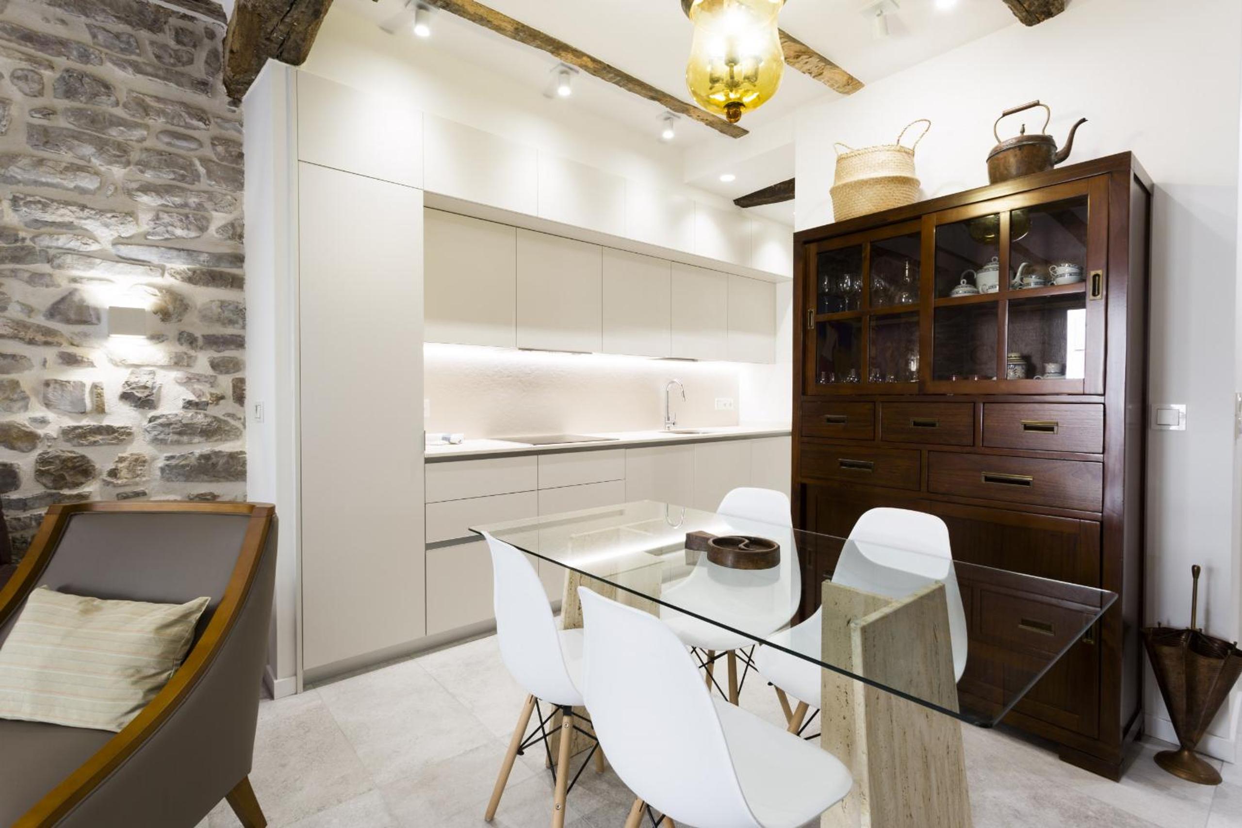 Hontza by Smiling Rentals photo 4