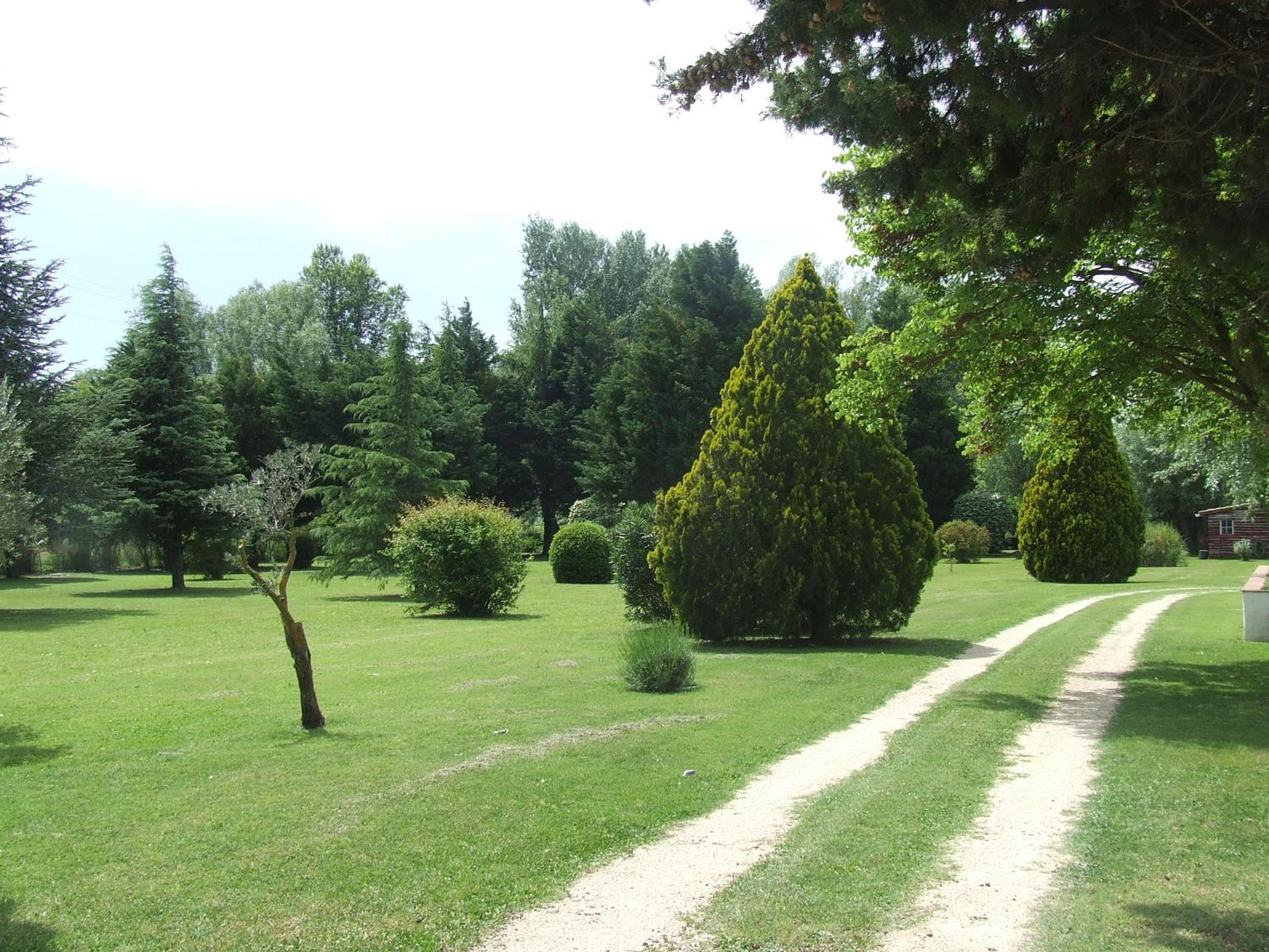 Domaine de la Cooloeuvre view 3