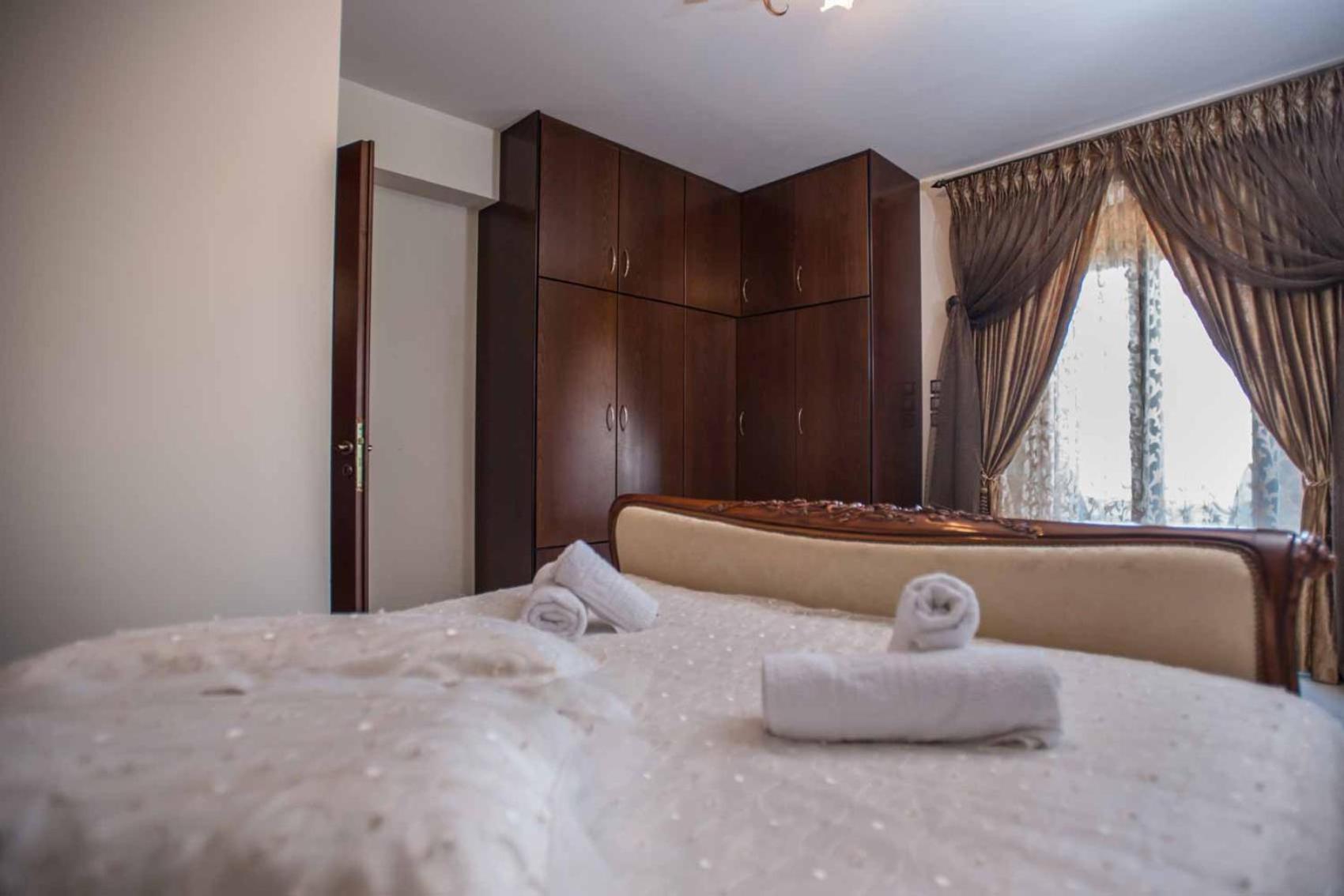 Villa Gogo offers privacy and pool view 5