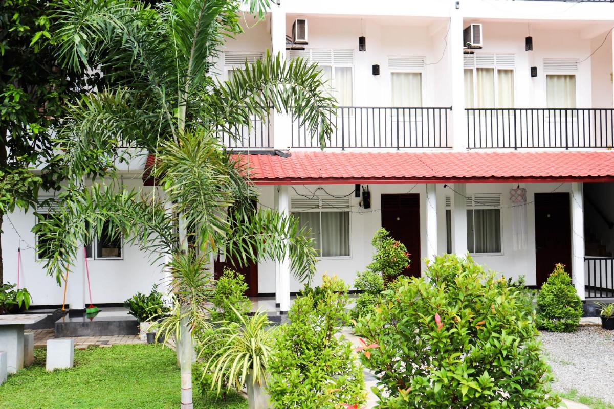 Ritz Gate Kalutara