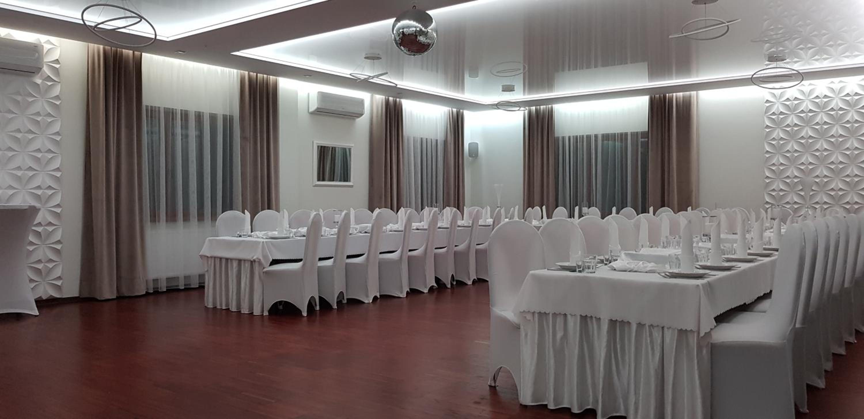 meeting & event spaces