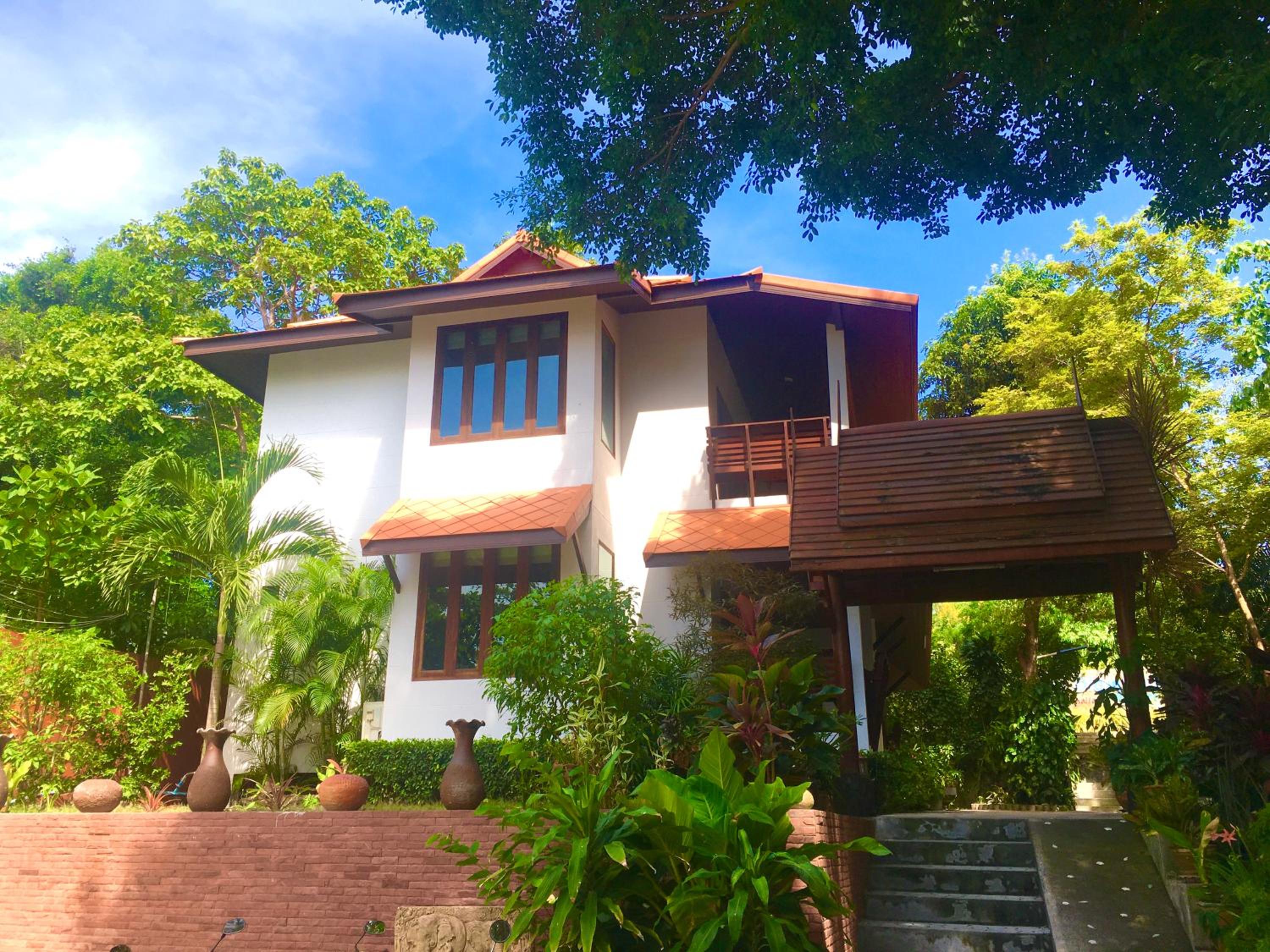 Blue Diamond Resort