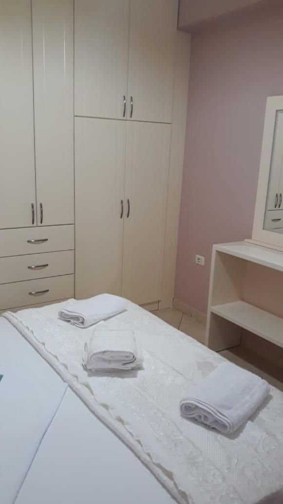 Eleana's Apartament