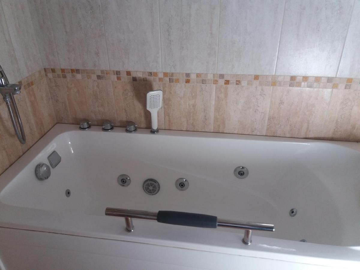 Acacia Guest House