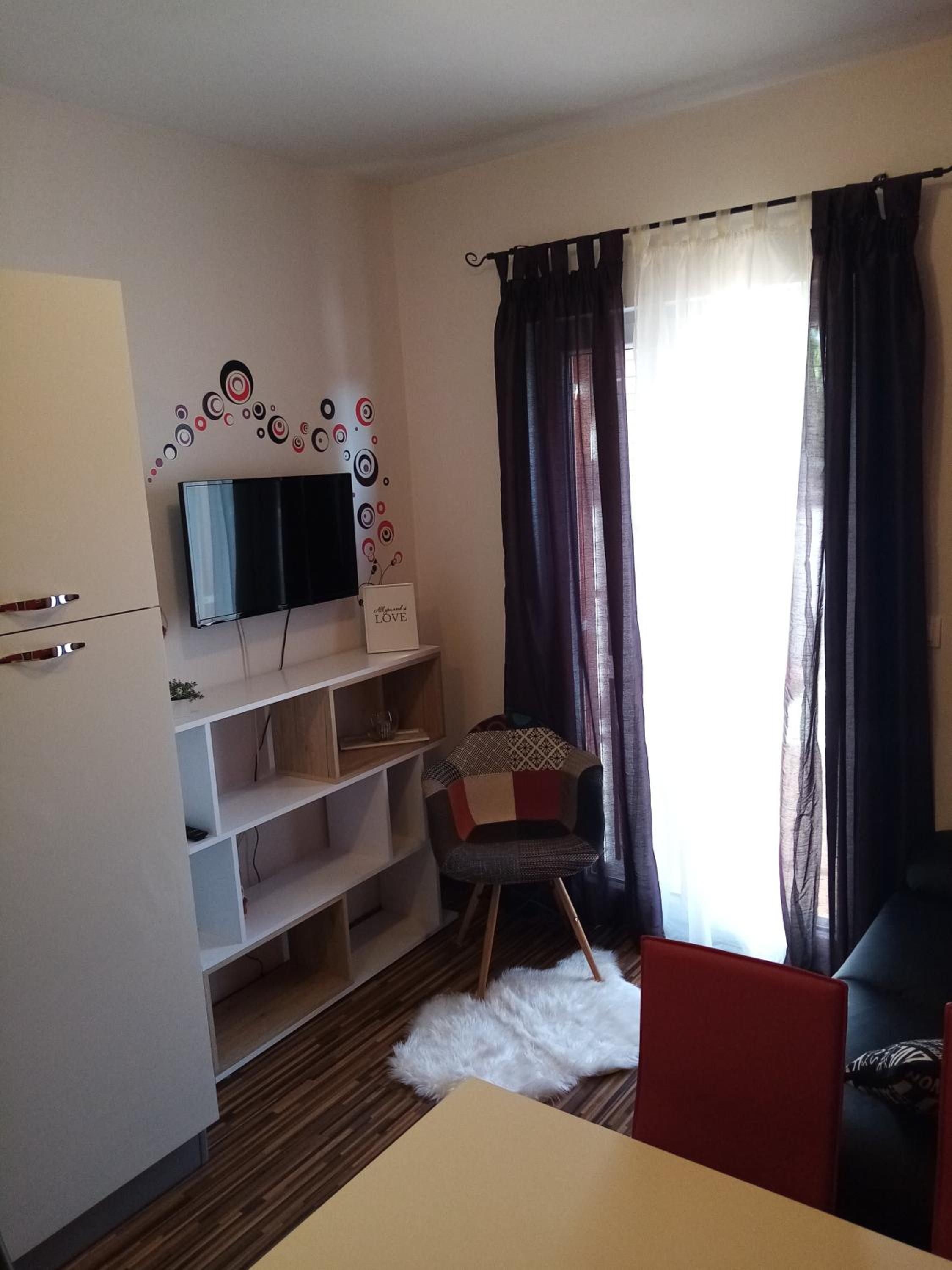 Tomena apartments