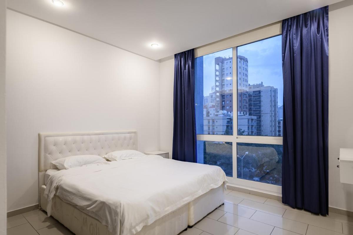 Hamad - Salmiya -Family only view 5