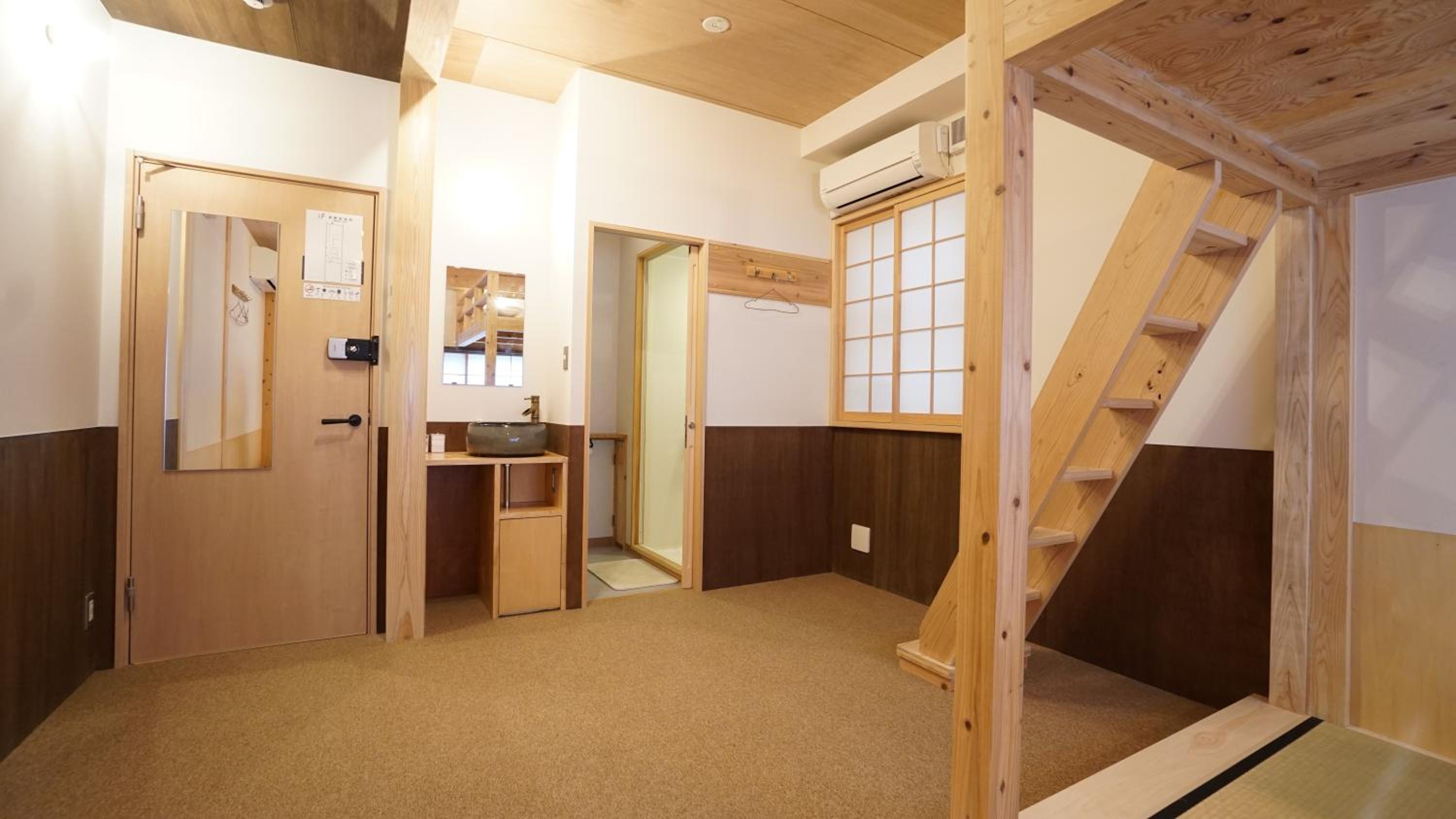Poly Hostel 2 Namba
