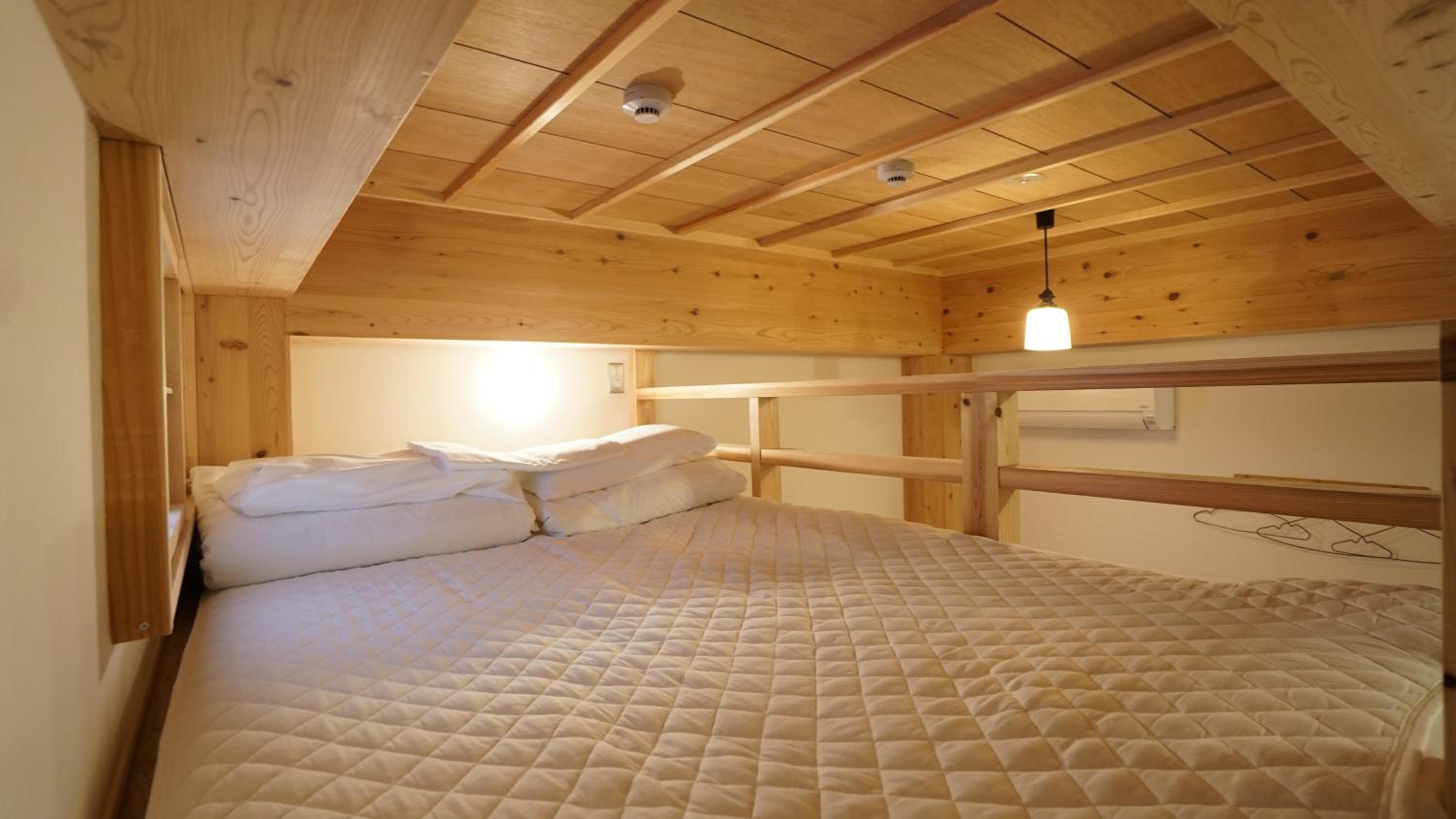 Poly Hostel 2 Namba
