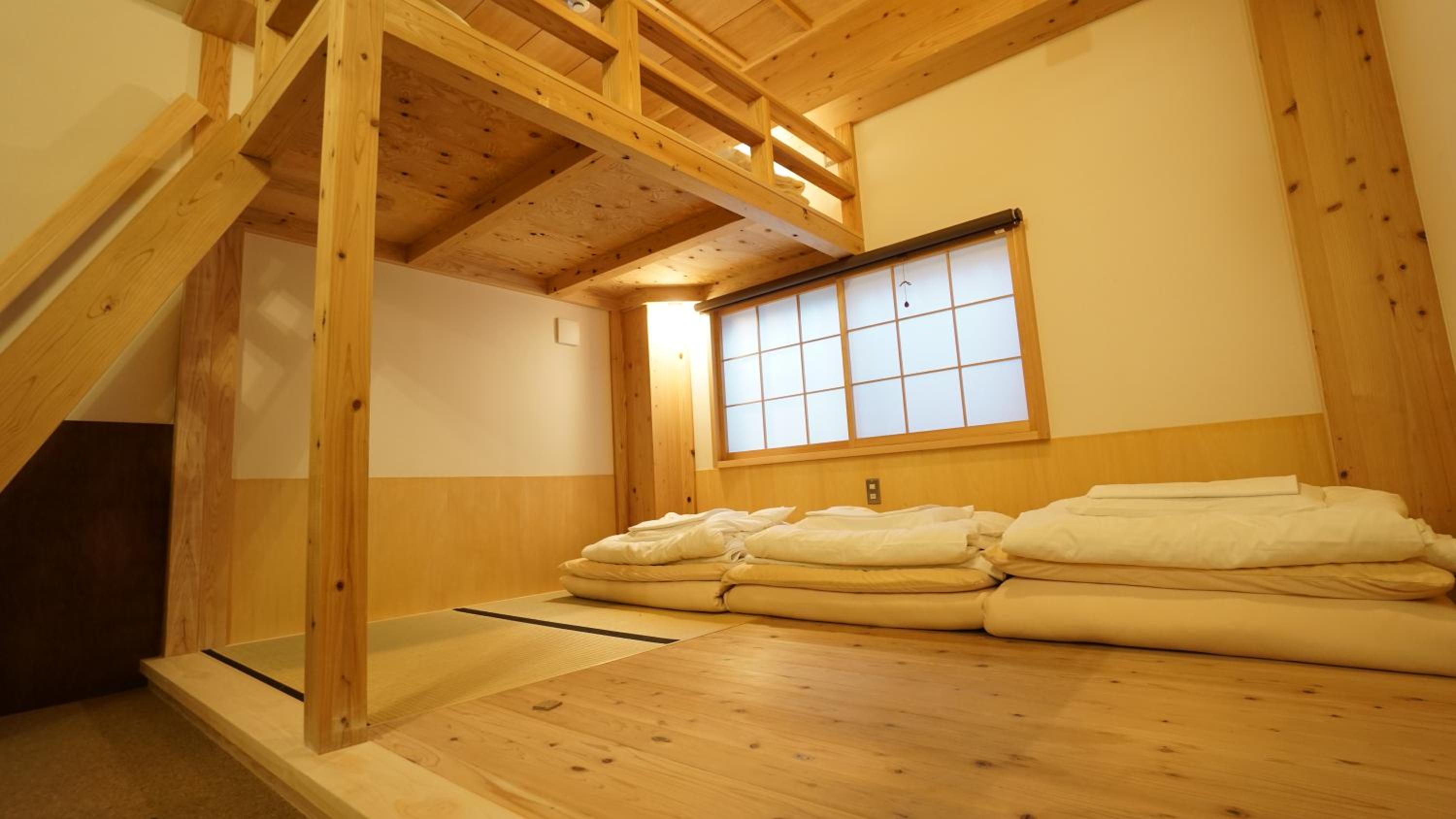 Poly Hostel 2 Namba