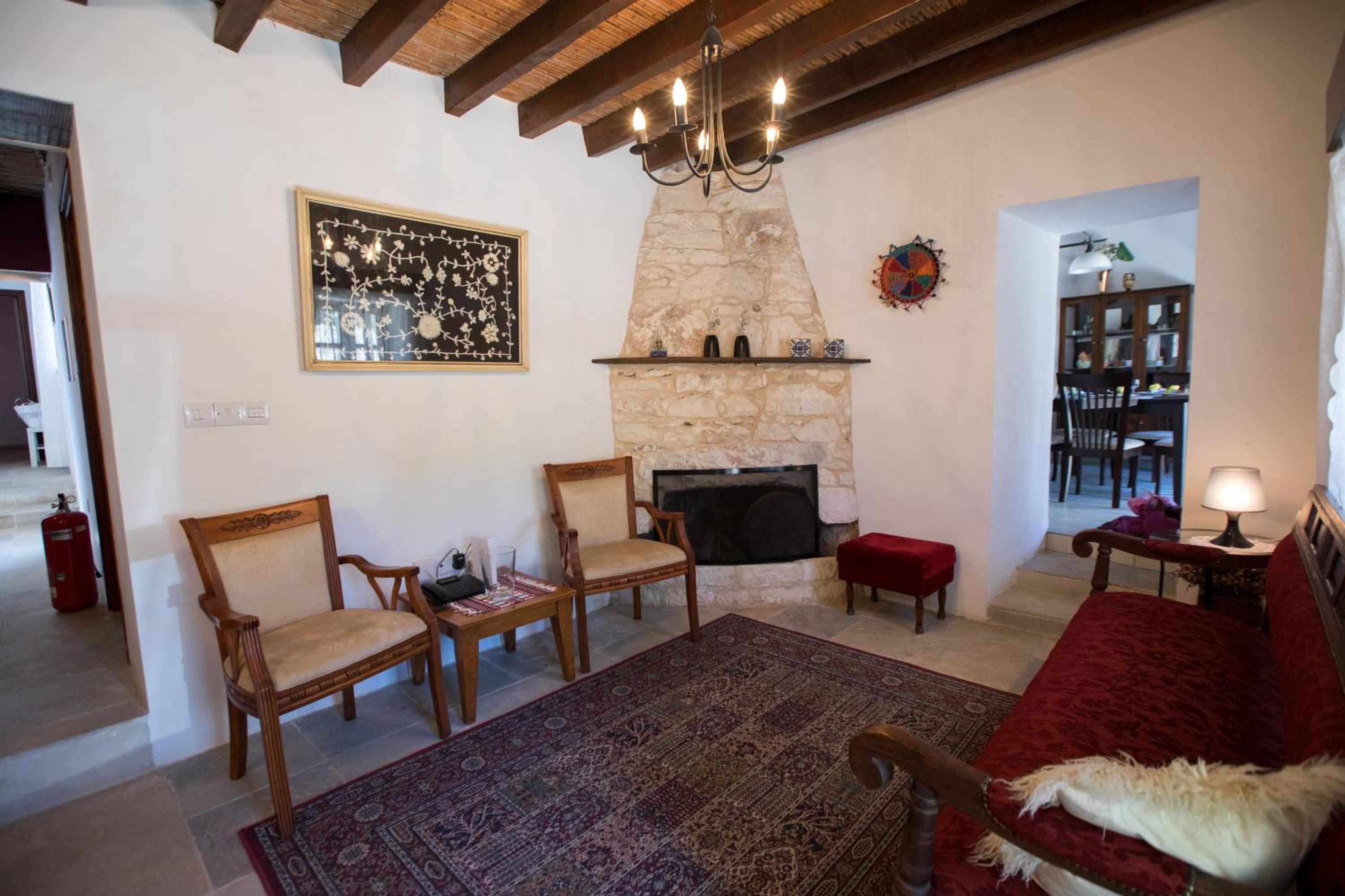 DROUSHIA CORNER HOUSE