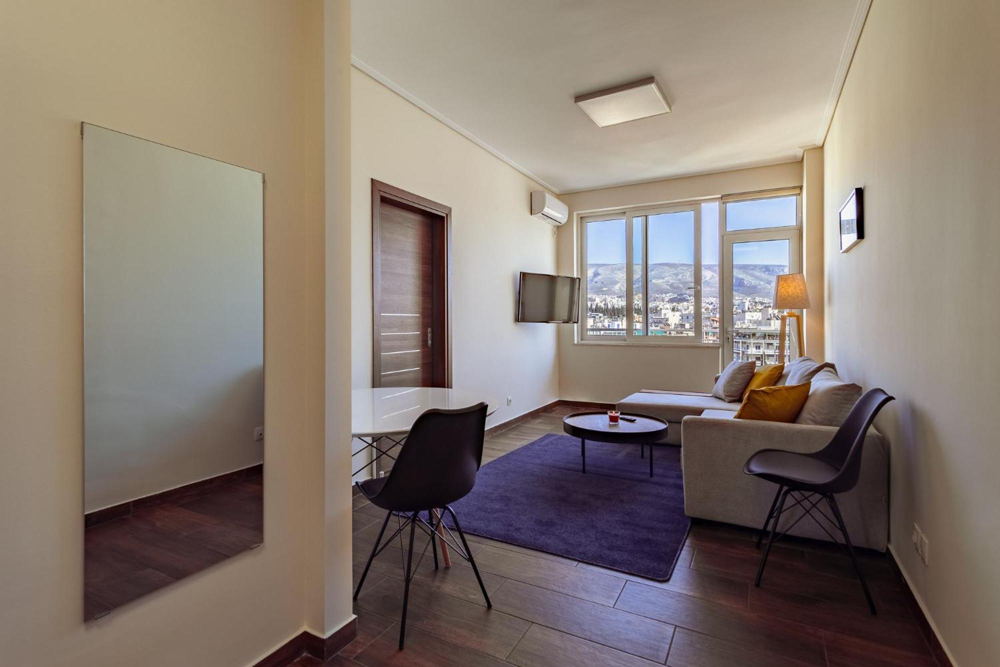 Acropolis Comfy Home in the Heart of Athens for 4 by Filos Inc