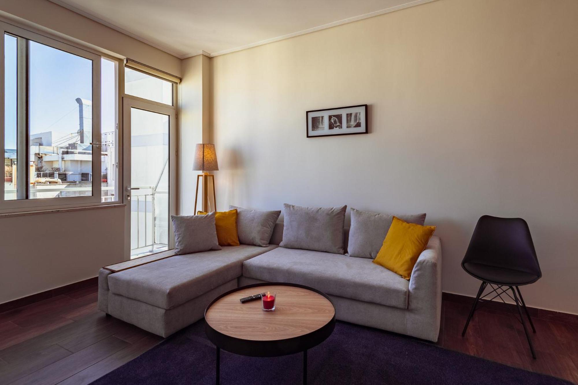 Acropolis Comfy Home in the Heart of Athens for 4 by Filos Inc