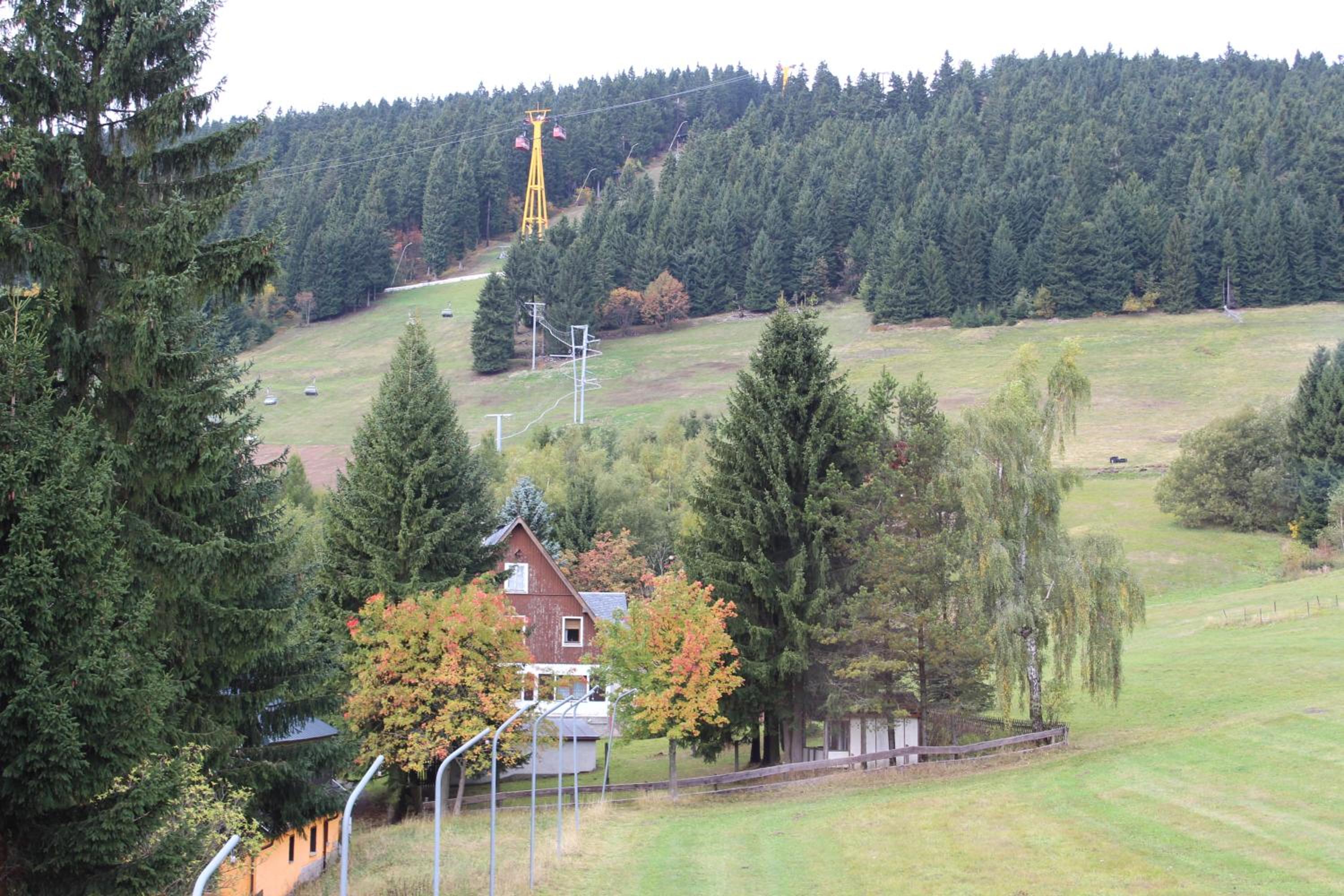Ferienwohnung direkt am Ski und Rodelhang