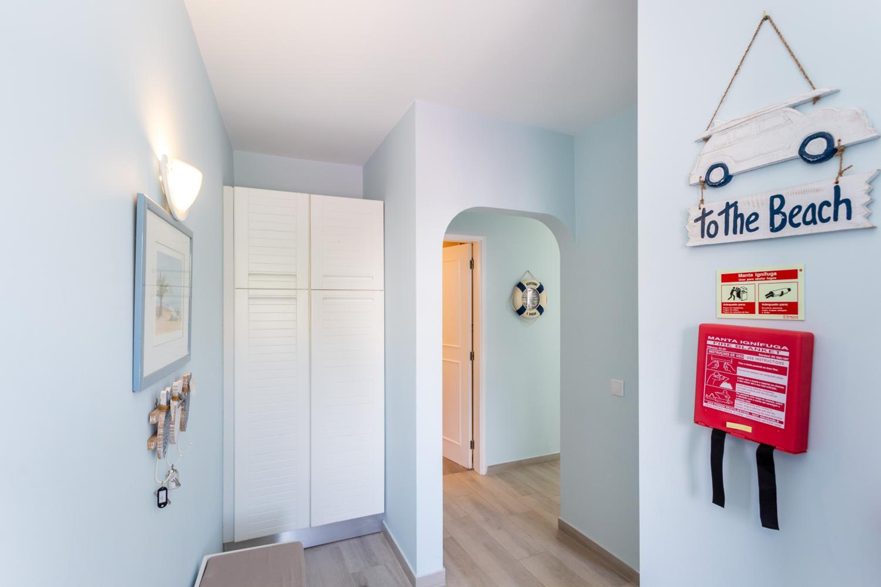 Mariners (4) - Bright and stylish apartment view 3