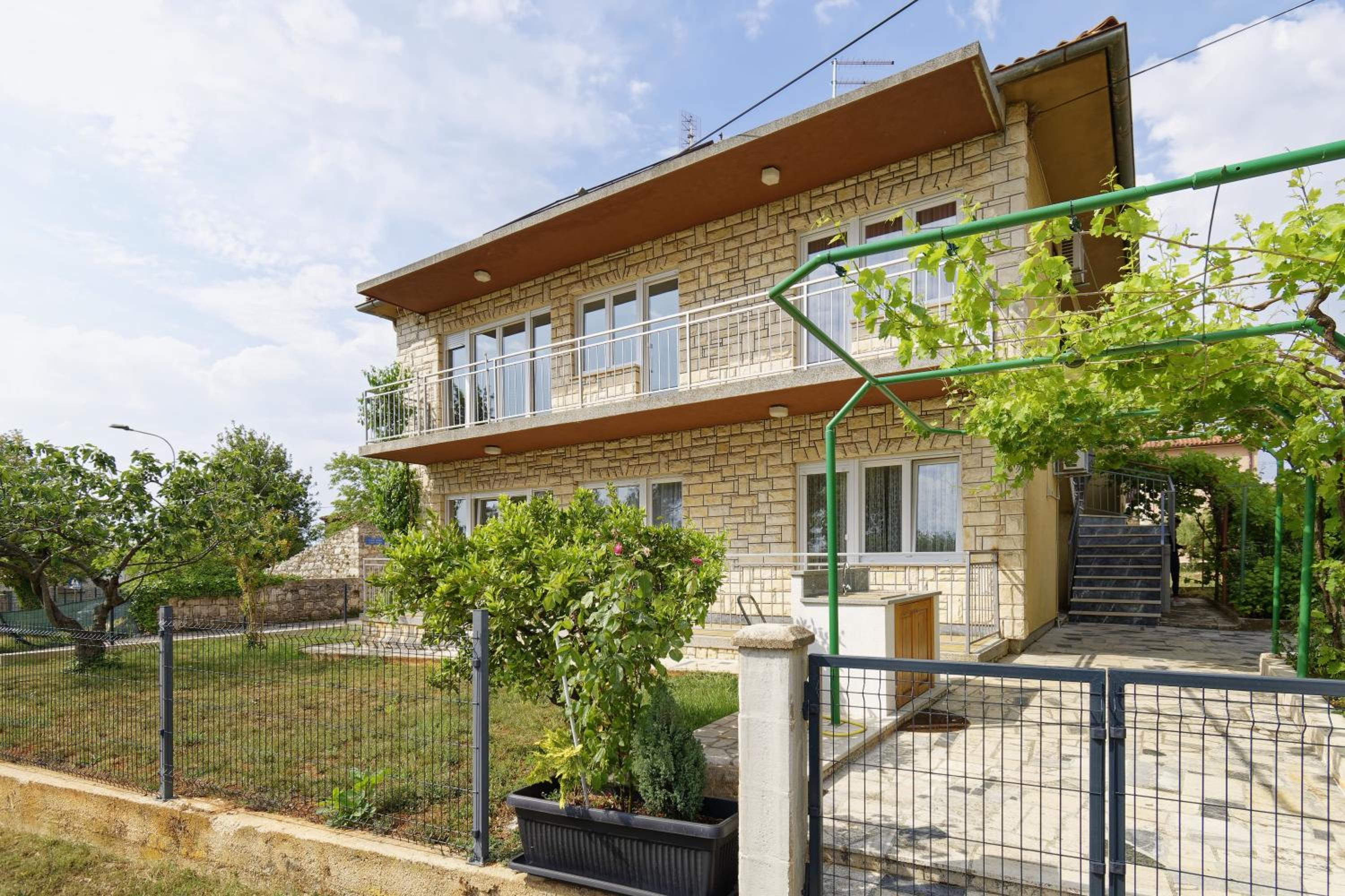 Apartment Patrik by Rent Istria