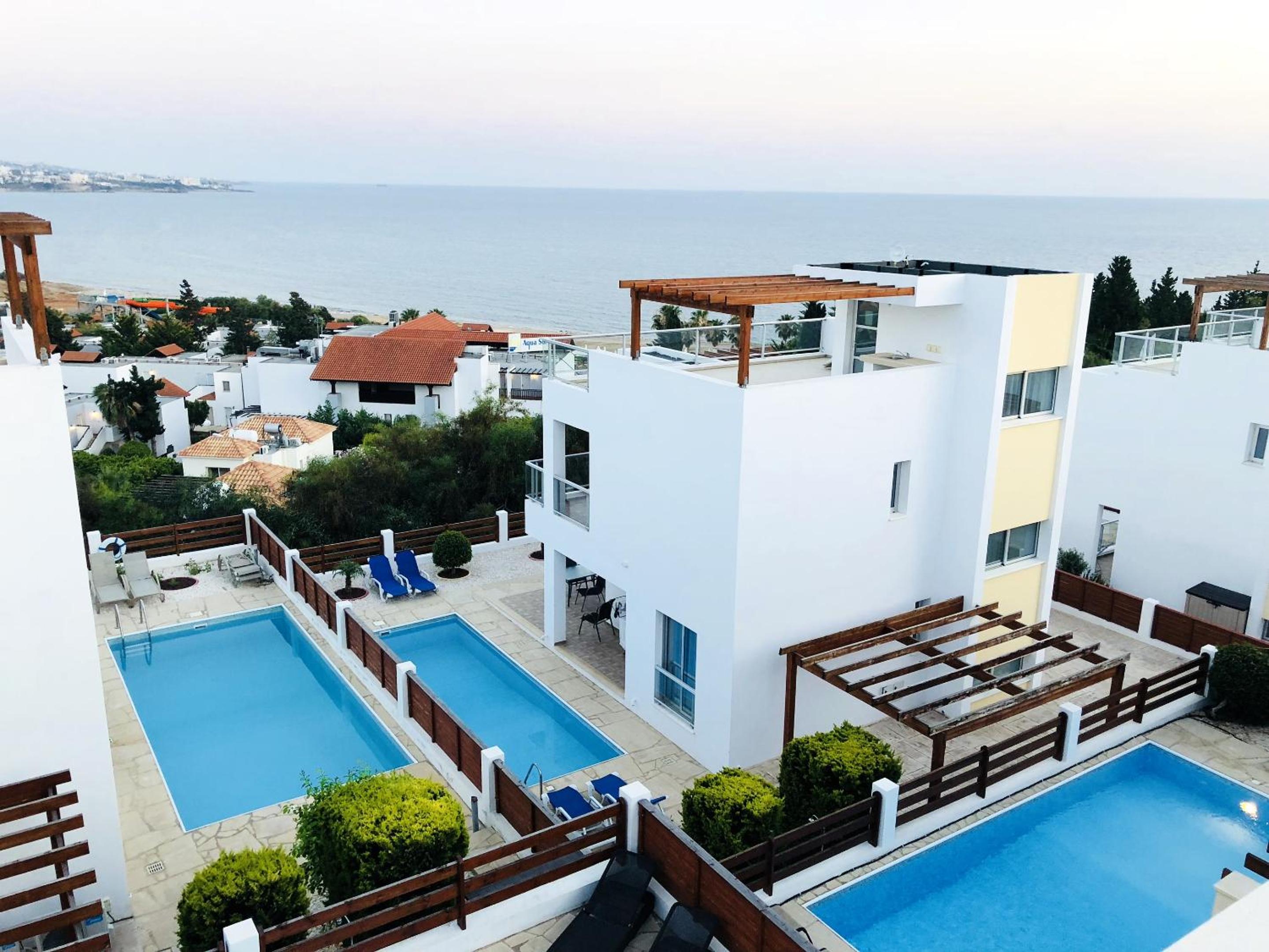 Elegant Villa in Peyia with Sea View and Private Pool
