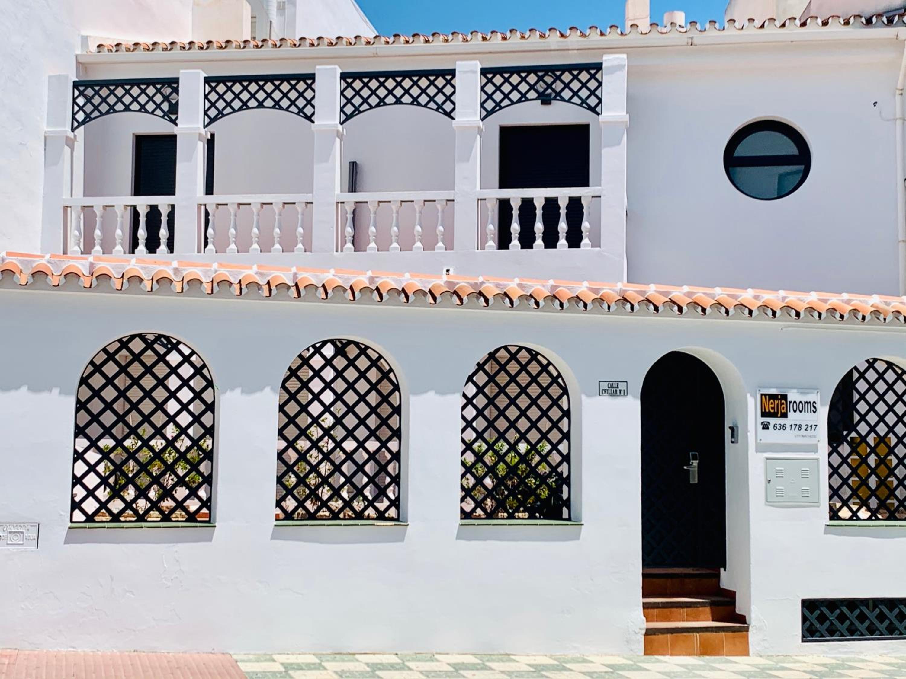 Hotel NerjaRooms - Image 1